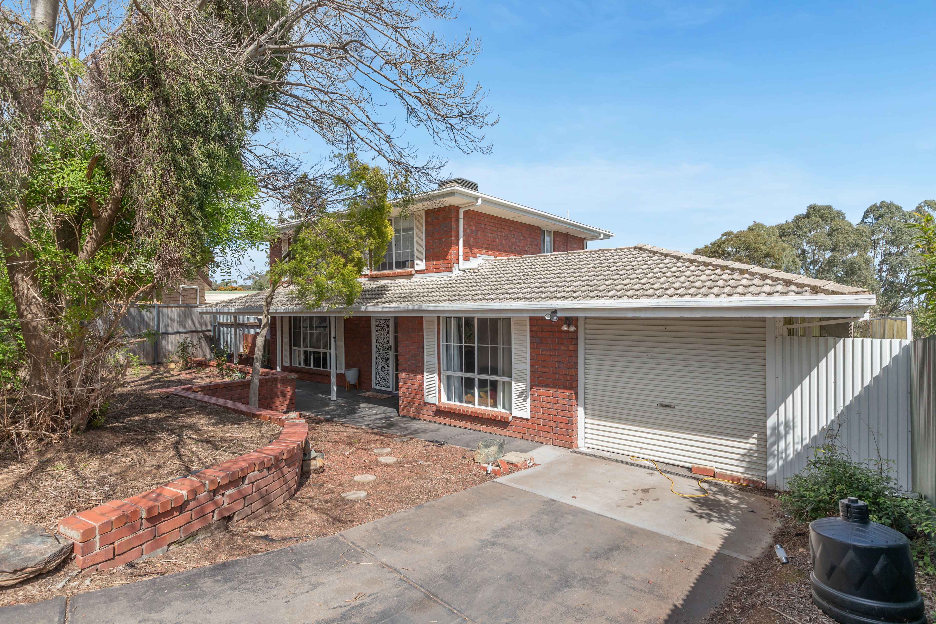 41 Hilltop Boulevard — photo from Ray White Craigmore
