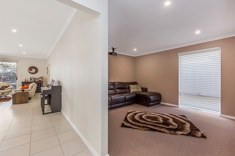 6 Vickers Road — photo 4 of 20