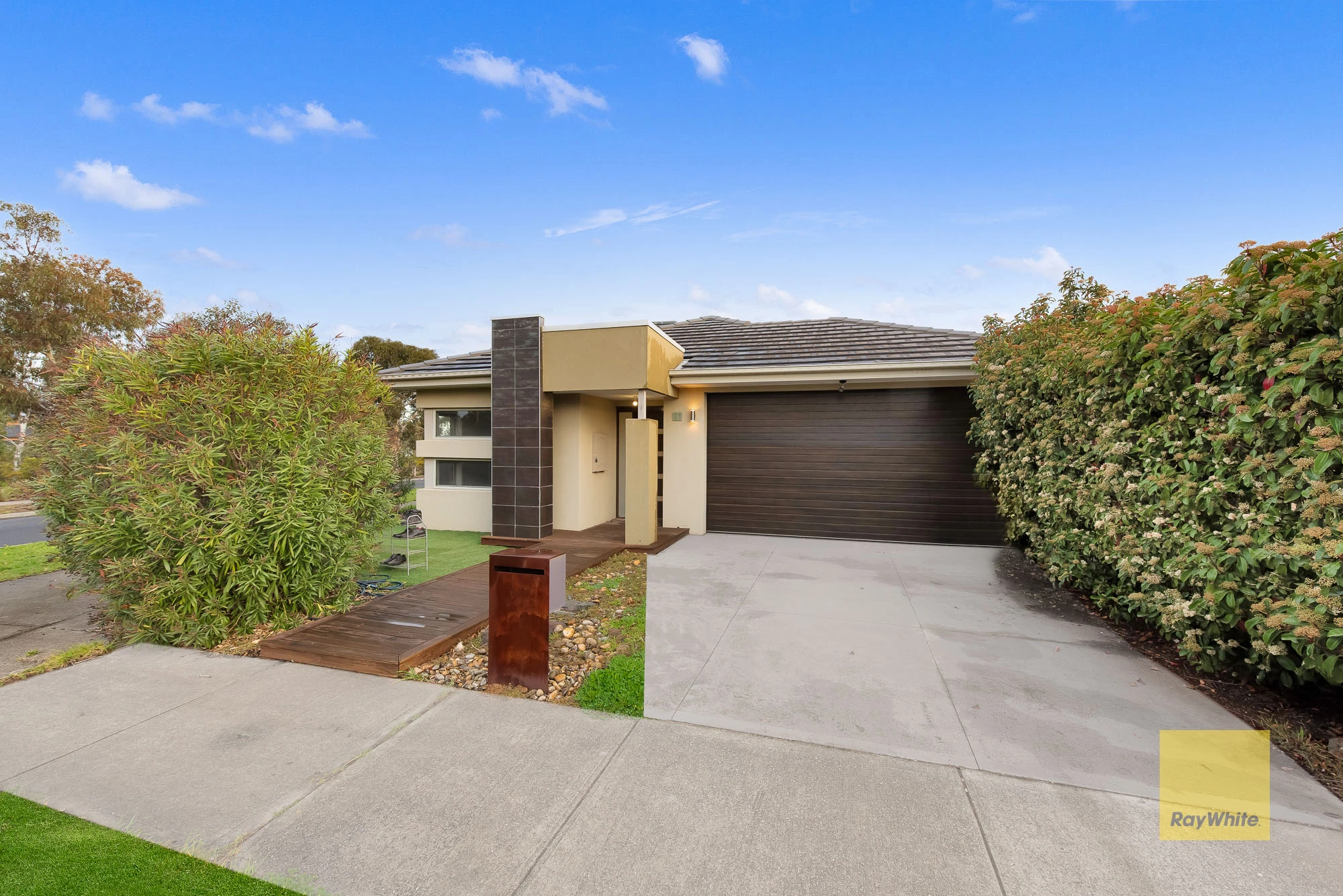 20 Alberfeldie Drive, Truganina, VIC 3029
