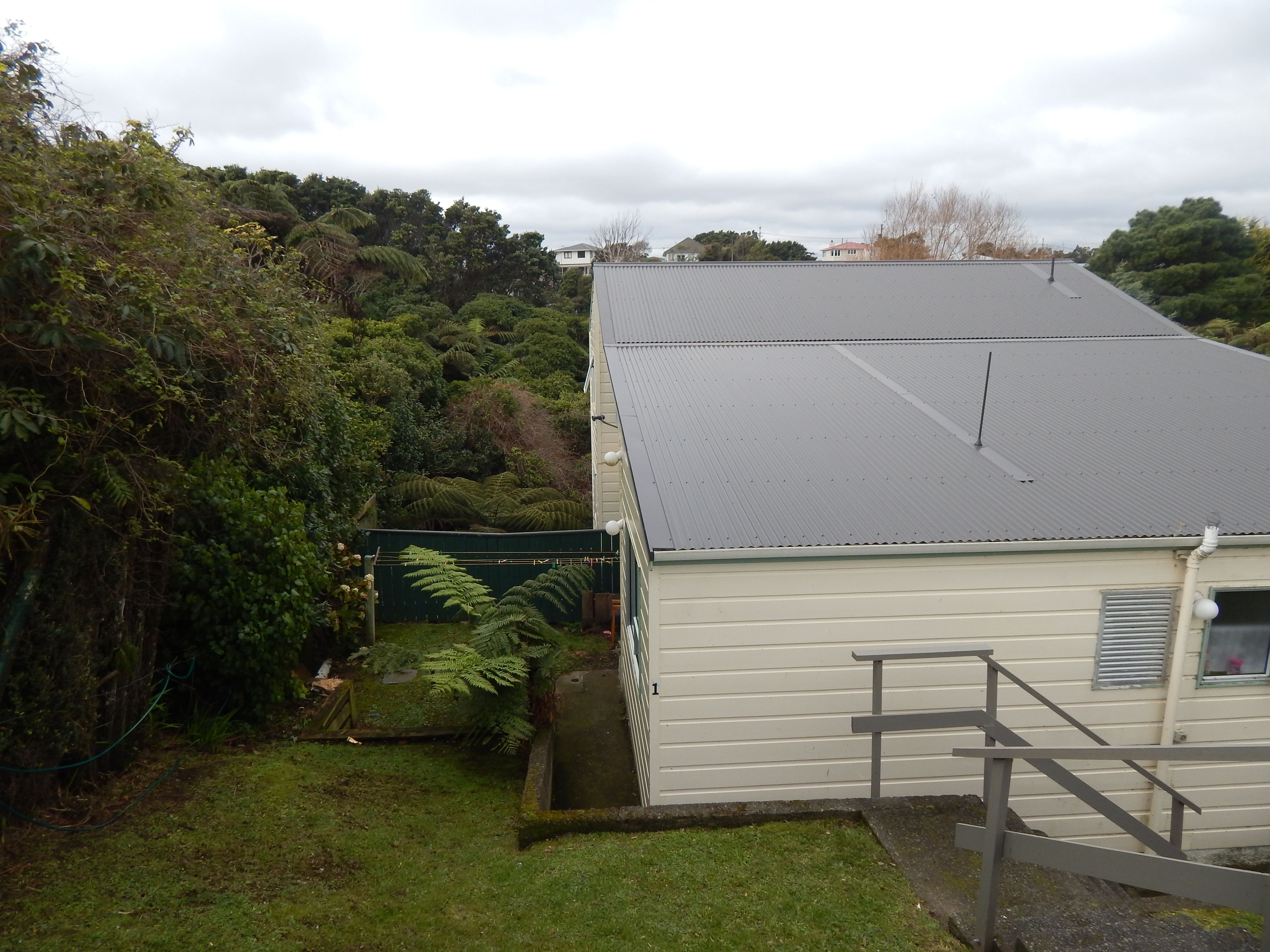 1/10 Martin  Grove, Normandale, Lower Hutt City