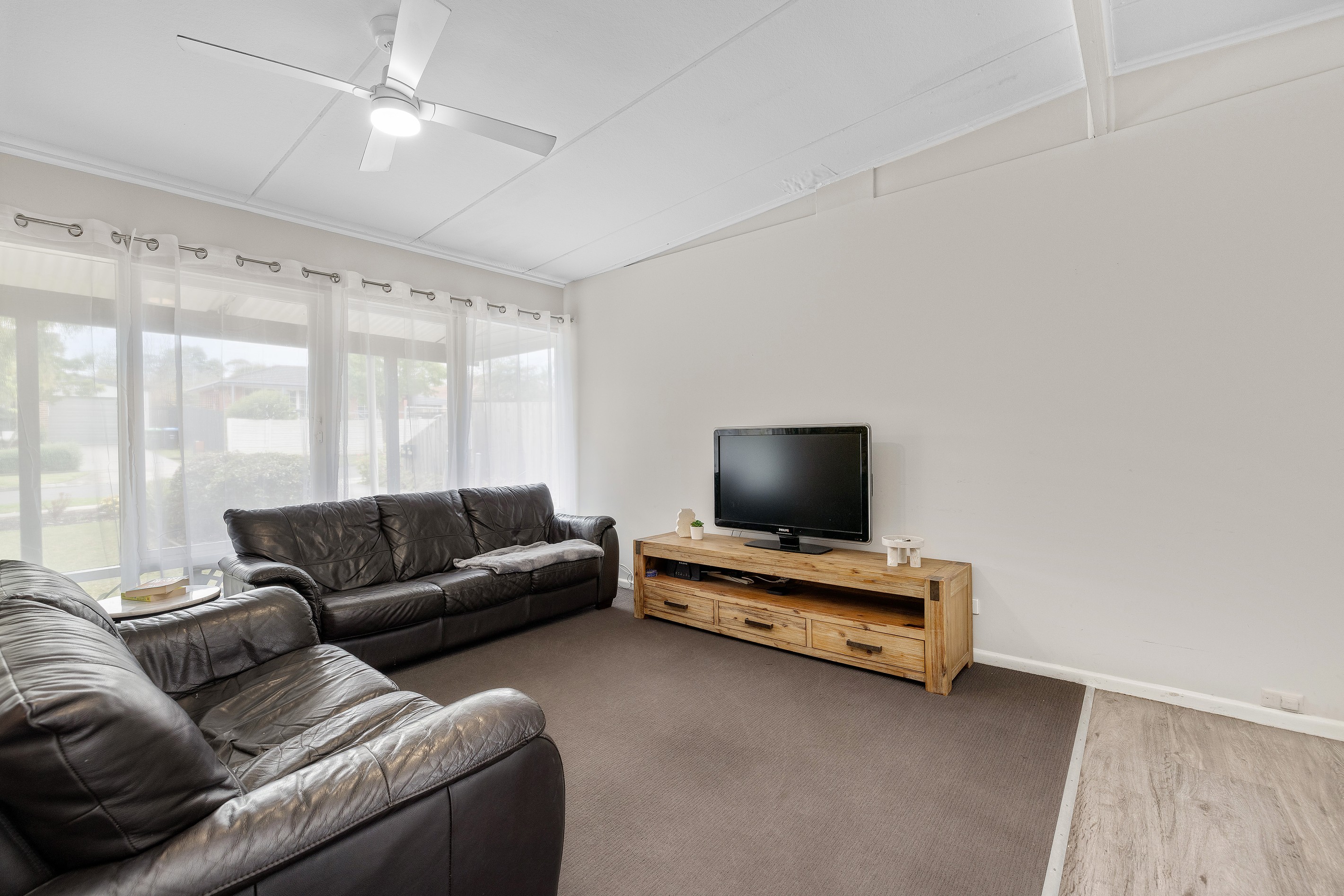 1/76 Loretto Avenue, Ferntree Gully, VIC 3156