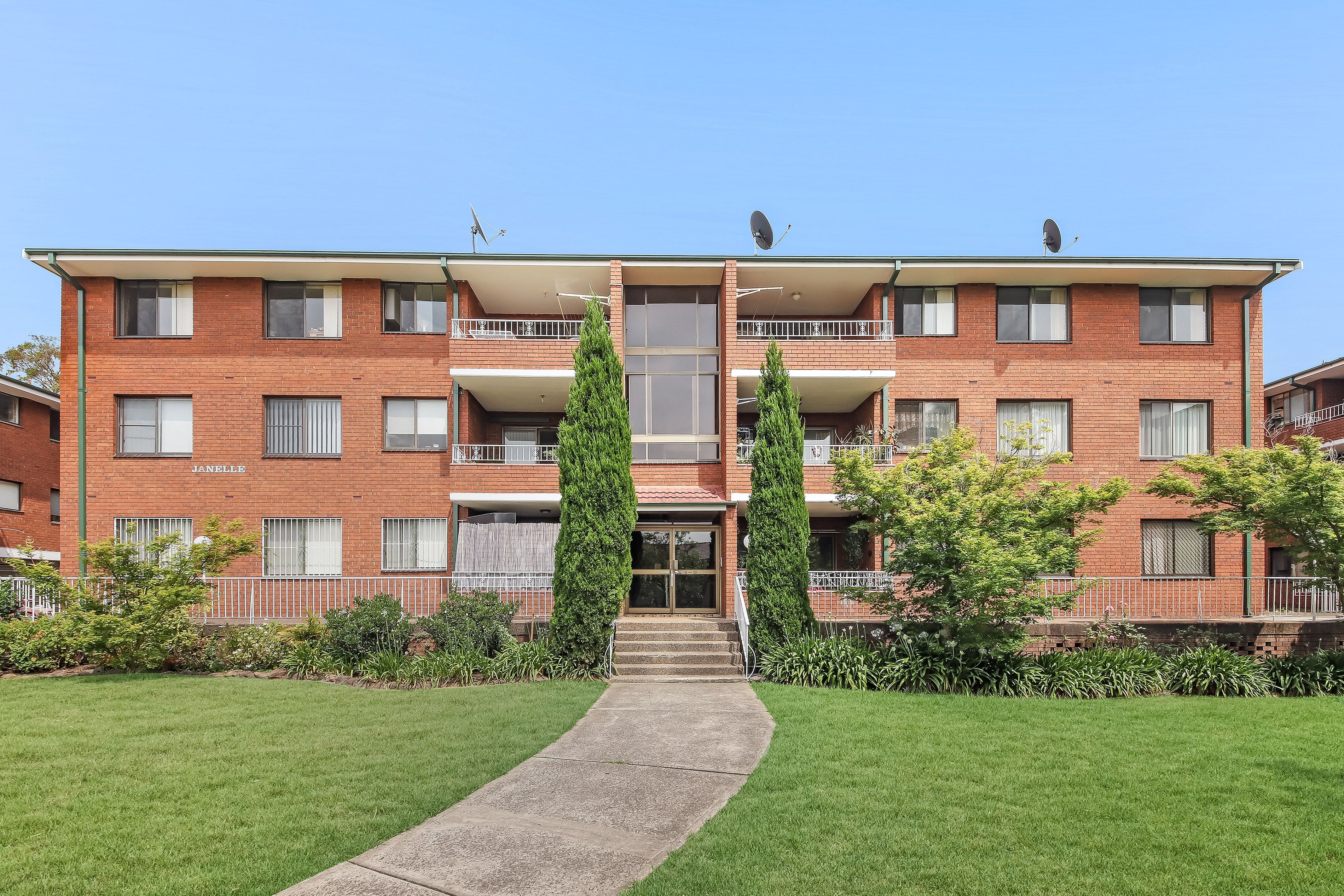 14-16 Hixson Street, Bankstown NSW 2200