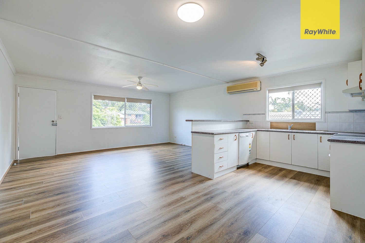 95 Wagensveldt Street, Slacks Creek, QLD 4127