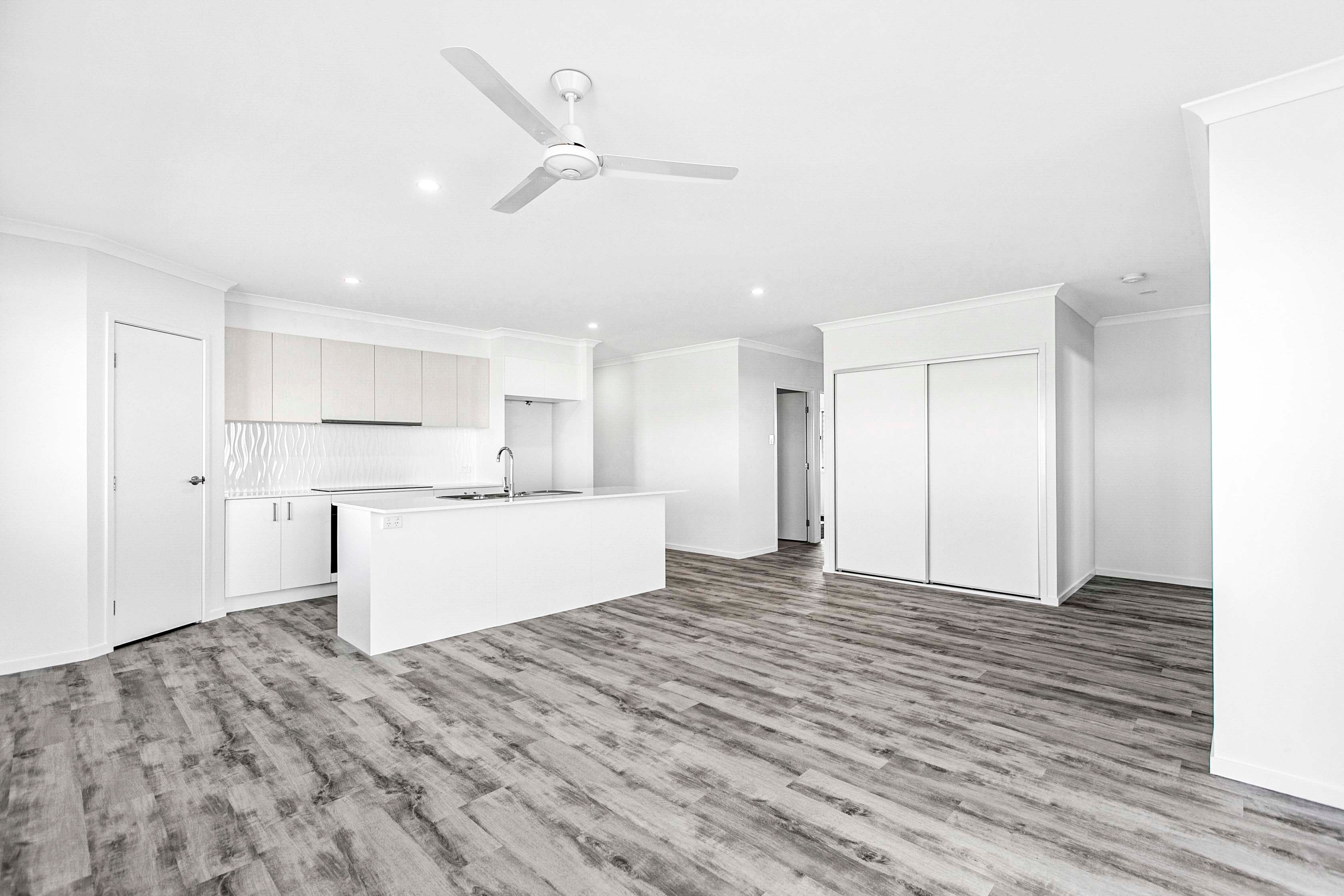9 Ocean Breeze Avenue — photo 4 of 14