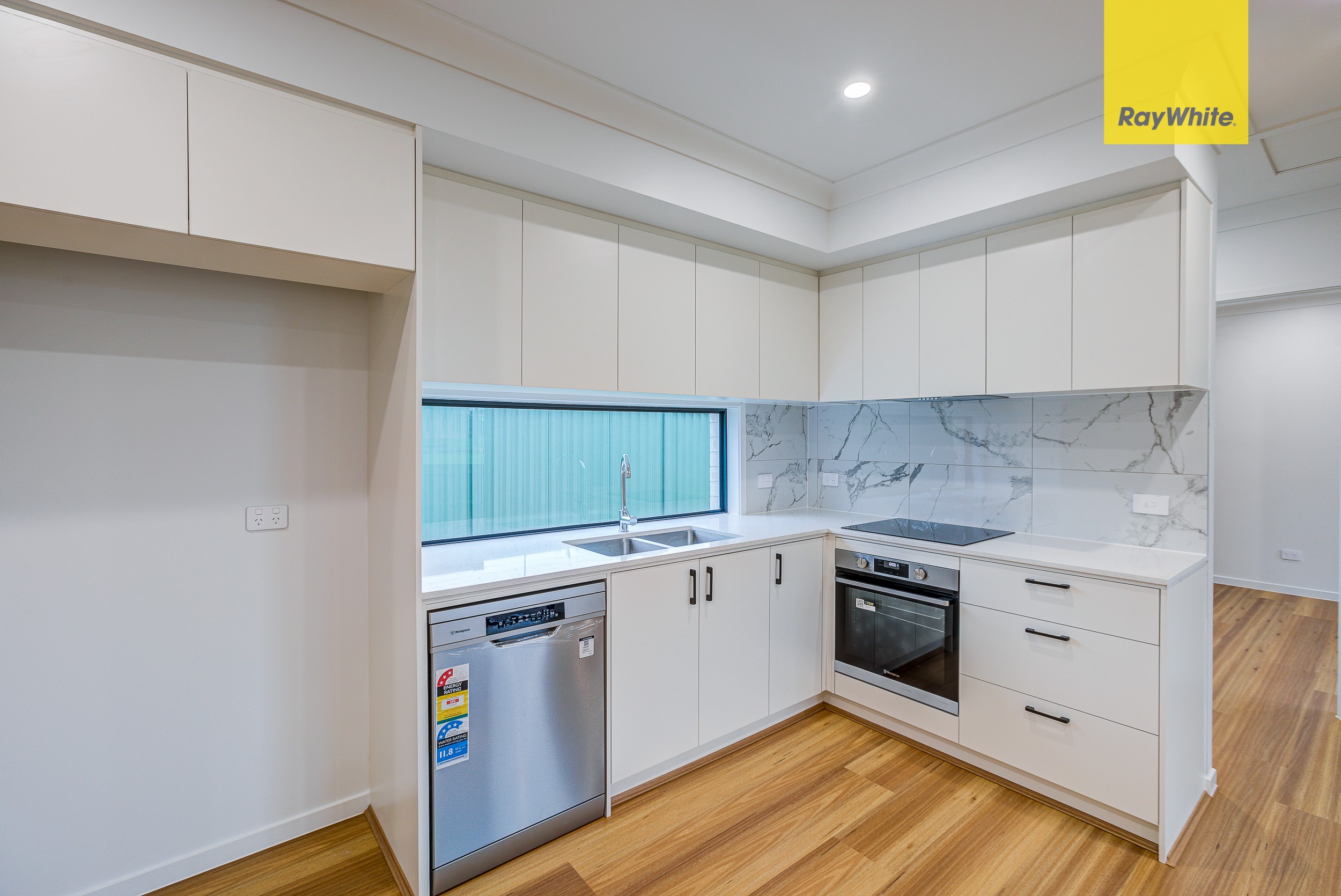 1/59 Anchusa Street, Kingston, QLD 4114