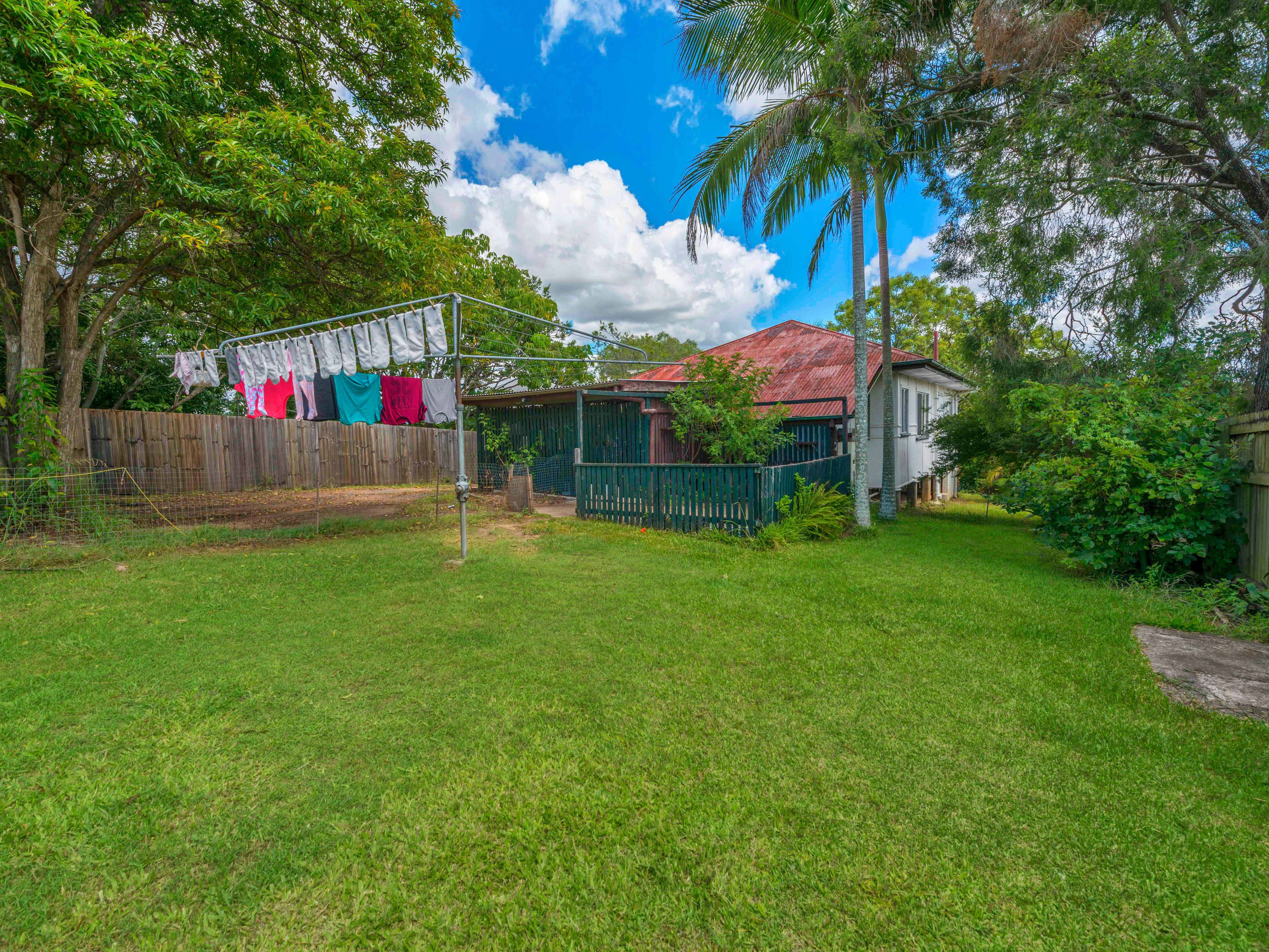 77 Mar Street, Holland Park, QLD 4121