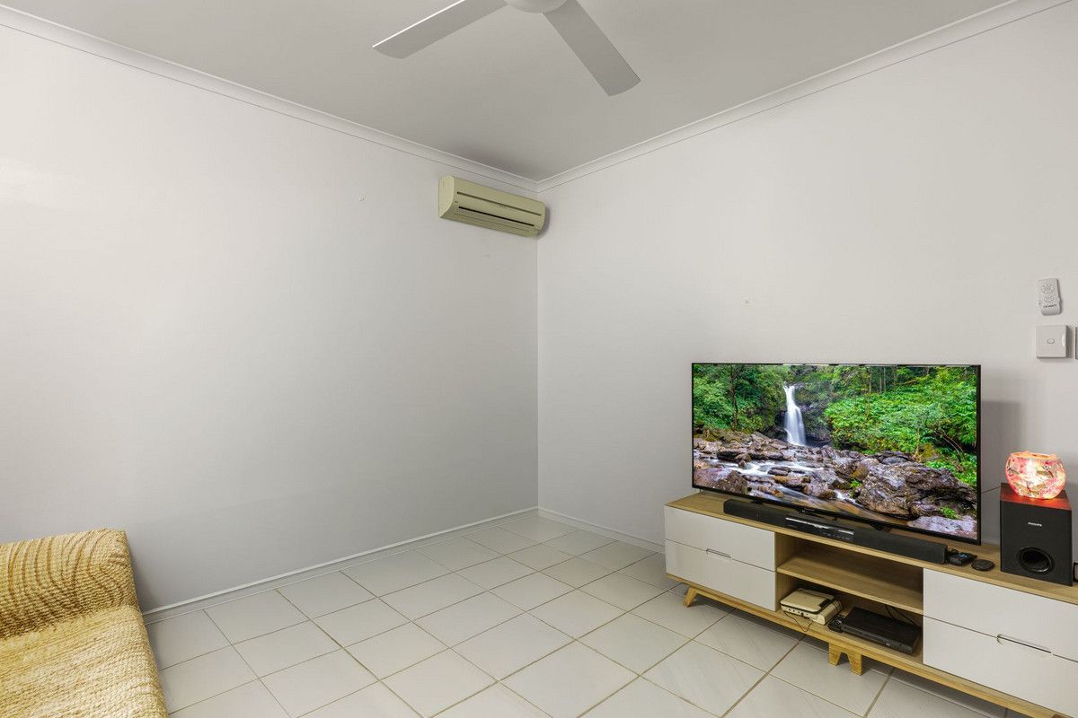 1/9 Bon Villa Avenue — photo 10 of 20