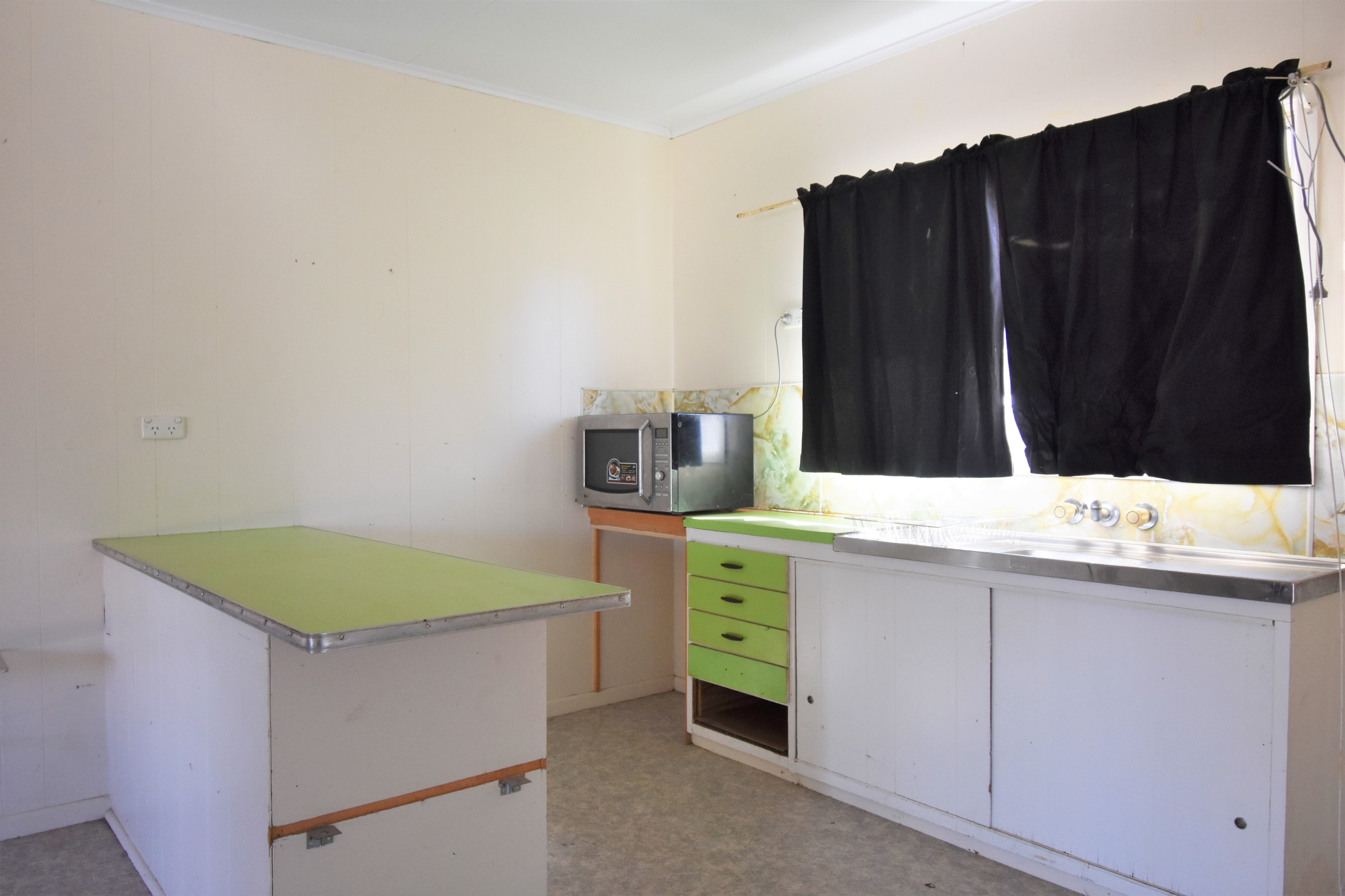 8/129 Cassowary Street, Longreach, QLD 4730