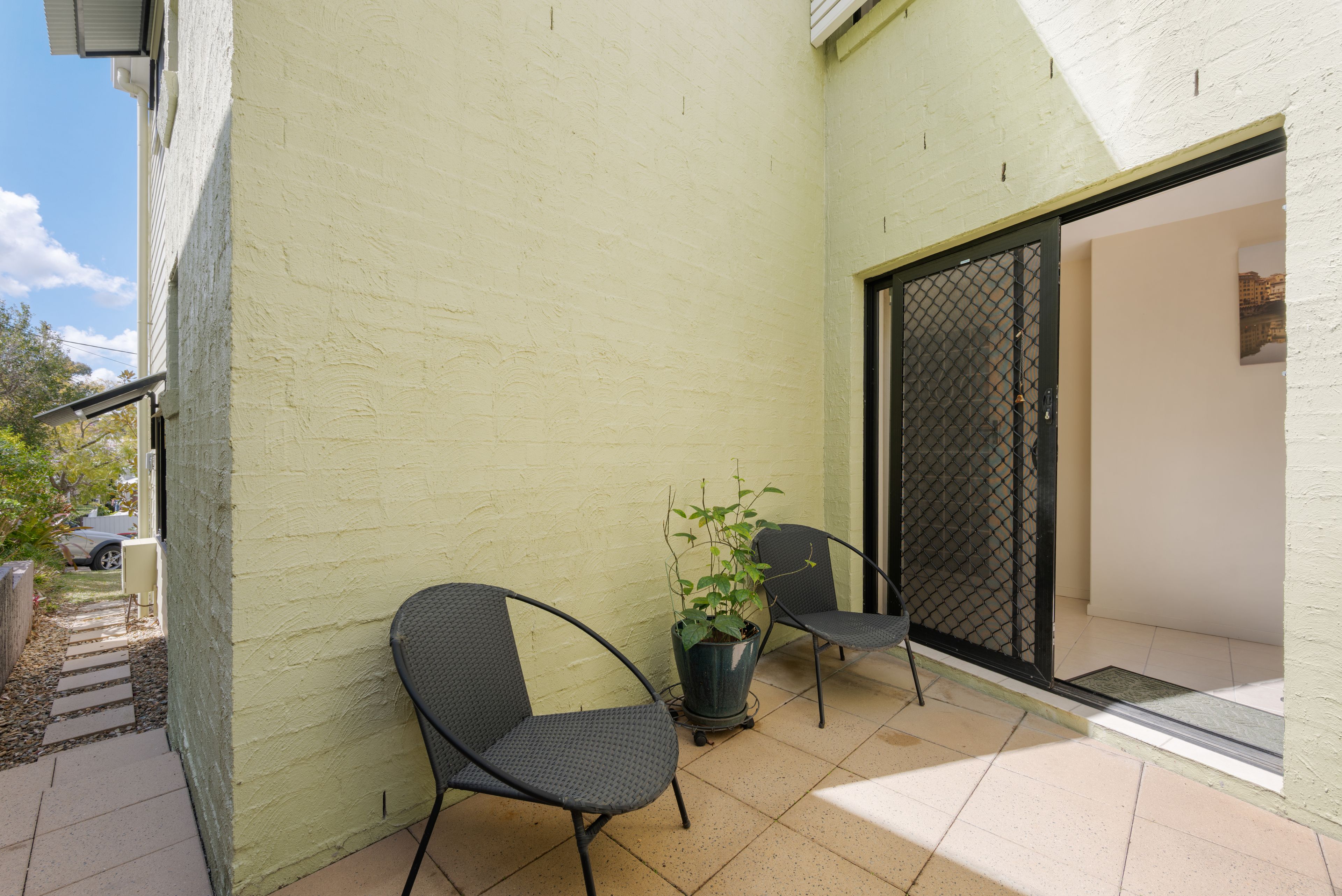 42 Addison Street — photo 19 of 22