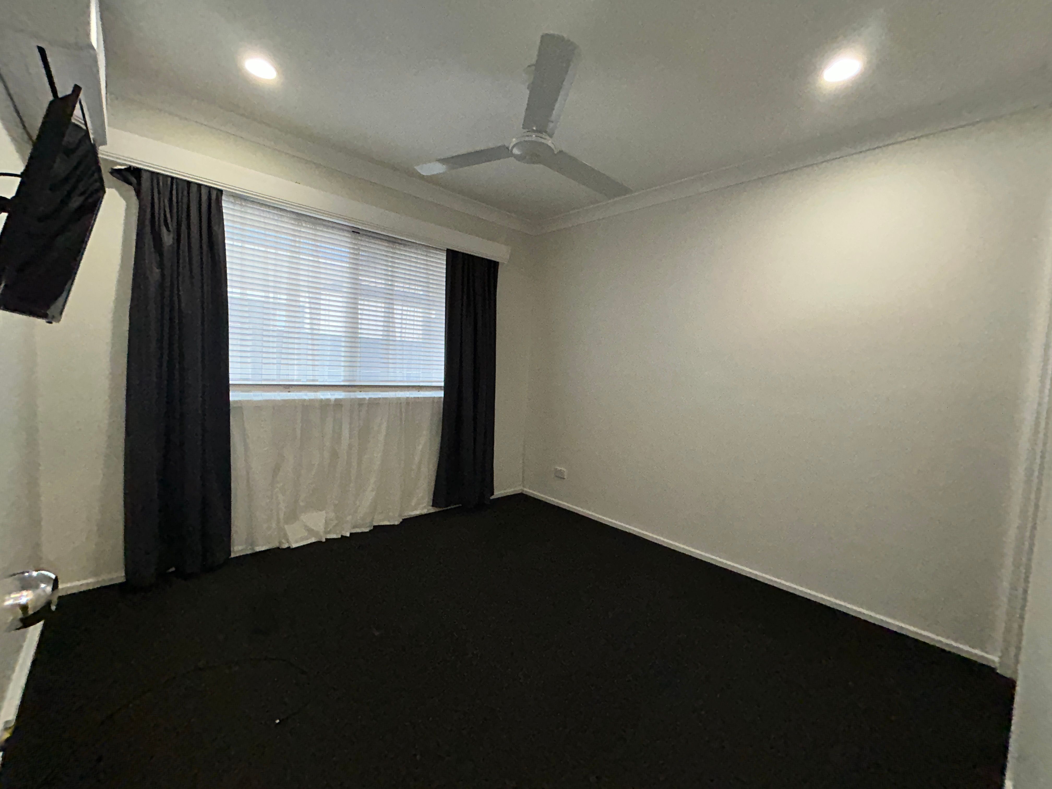 73 Hollywood Avenue — photo 22 of 30