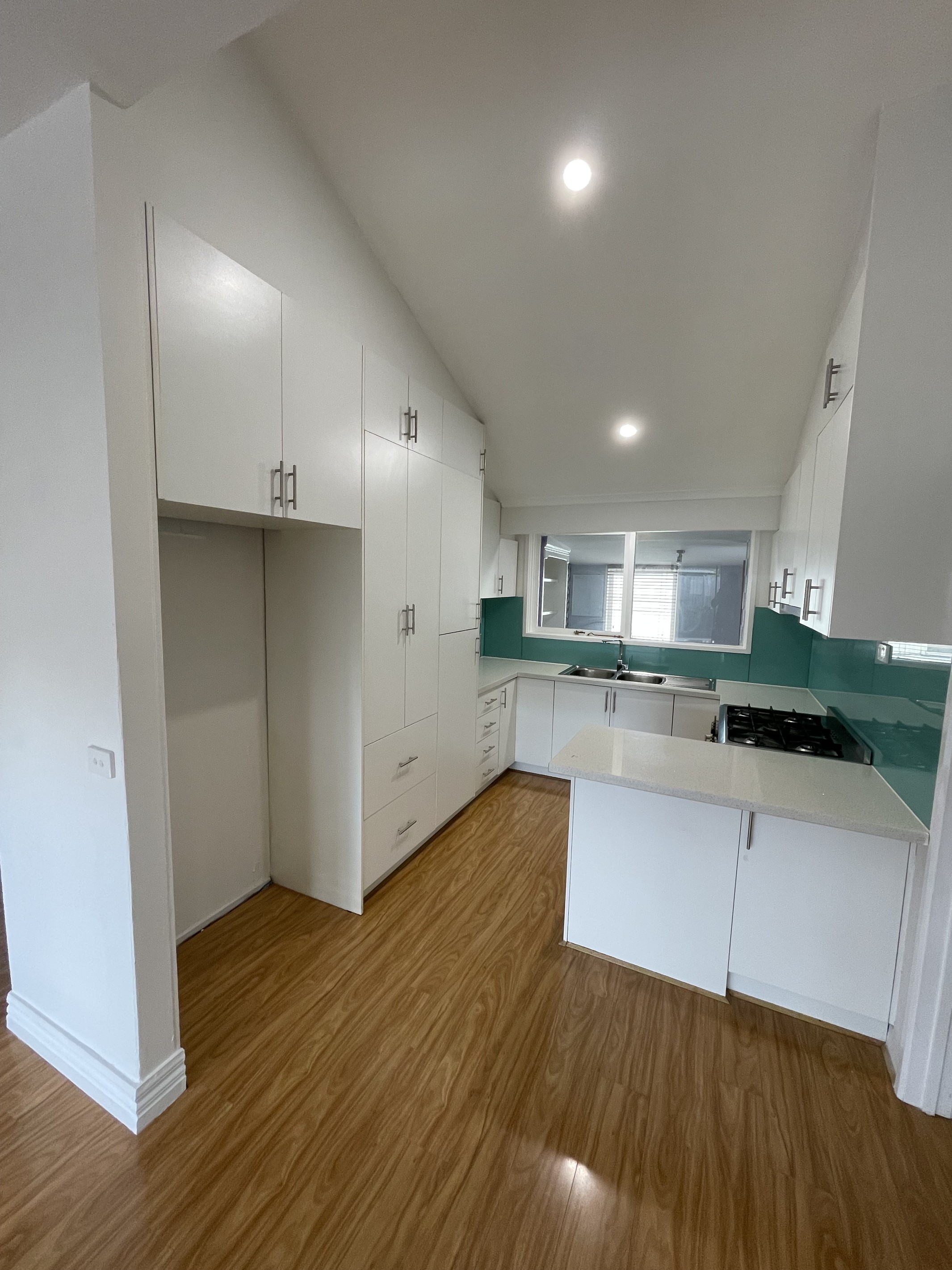 5 Bass Court, Cranbourne North, VIC 3977