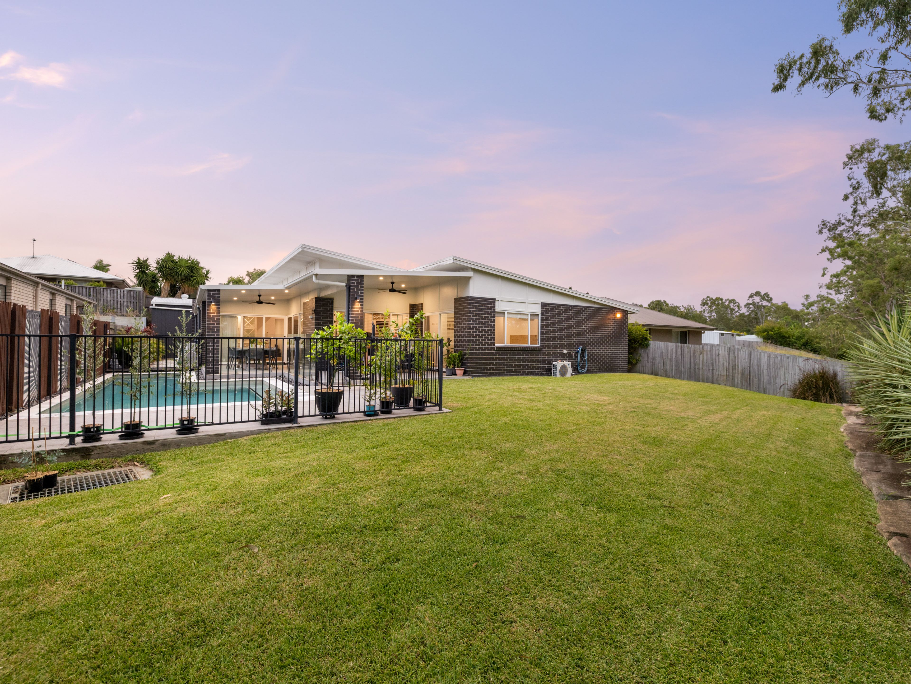 27 Sovereign Drive, Deebing Heights, QLD 4306