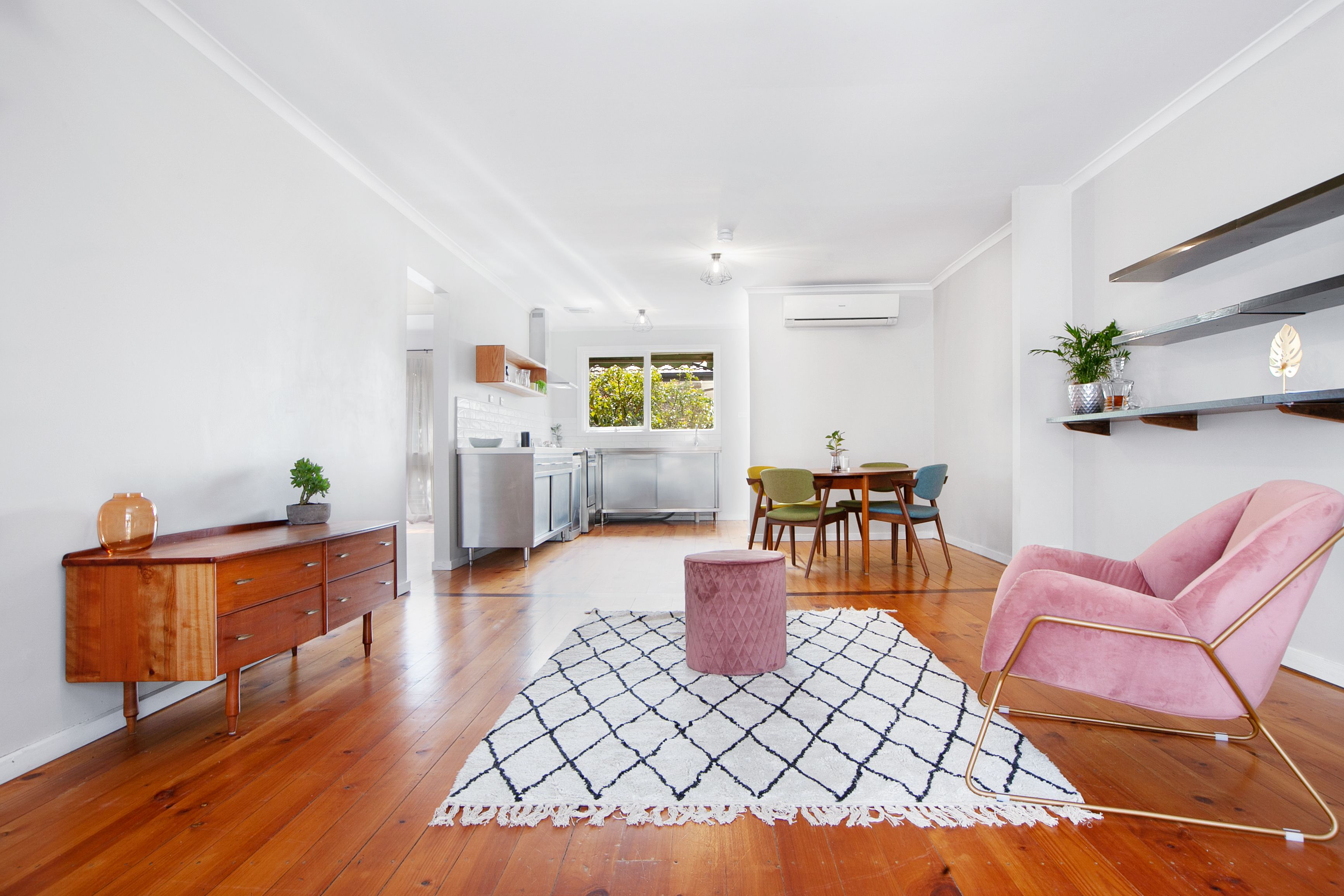 2/54 St Vigeons Road, Reservoir, VIC 3073