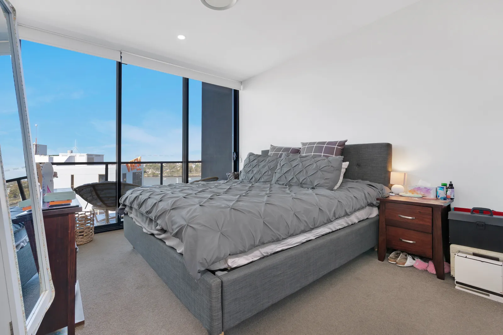 908/8 Hunt Street, Hamilton