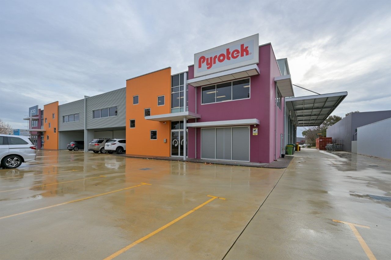 461A Nicholson Road, Canning Vale, WA 6155