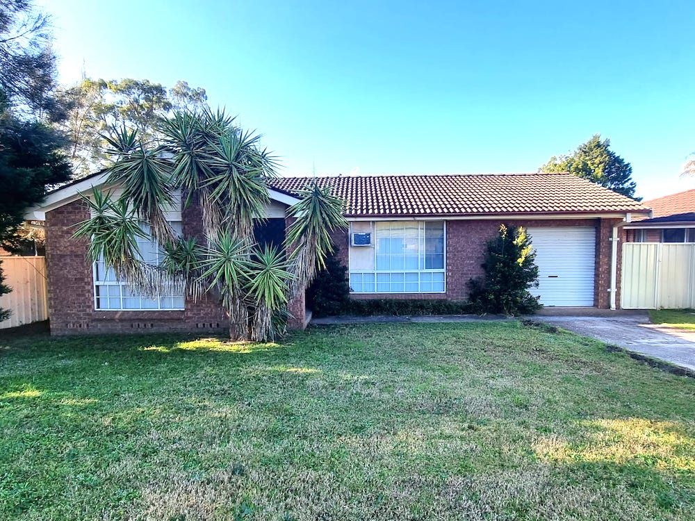 7 Karrabul Road, St Helens Park, NSW 2560