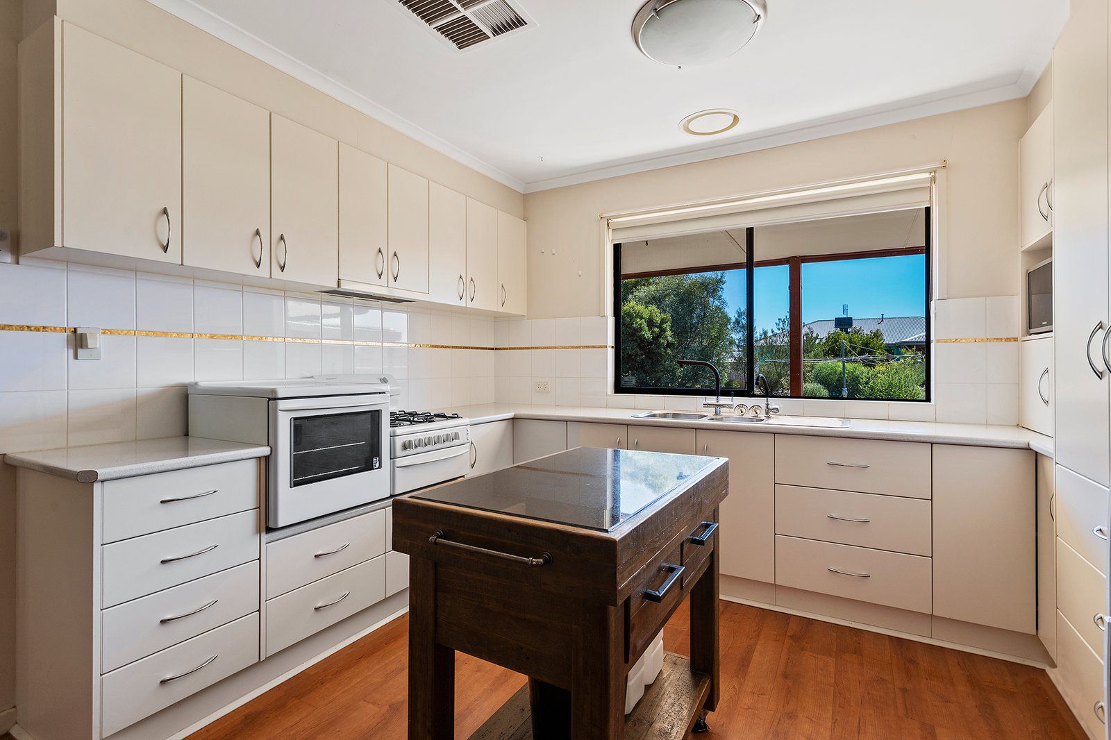 173 Station Street, Epsom, VIC 3551