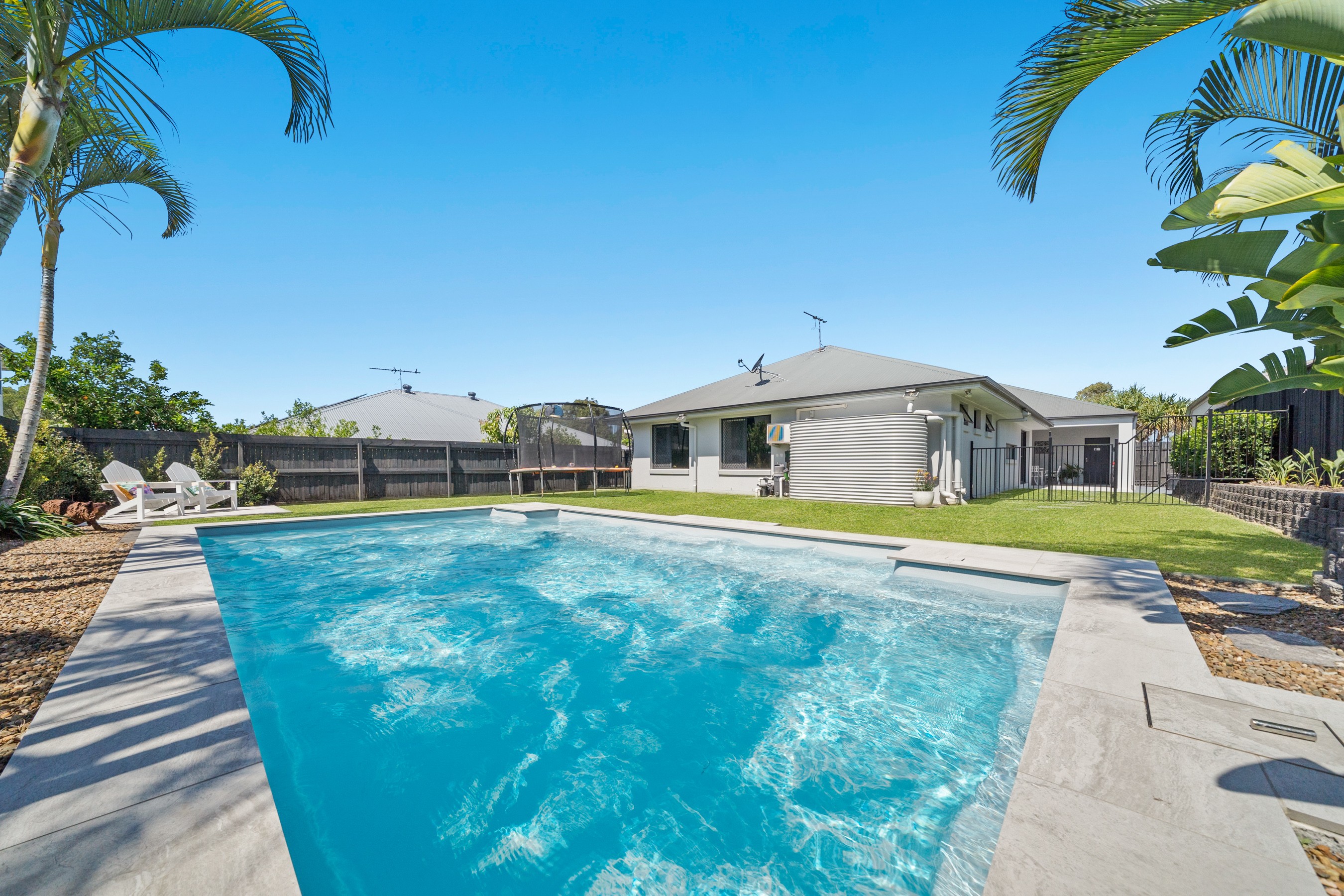 16 Rosabrook Crescent, Ormeau, QLD 4208