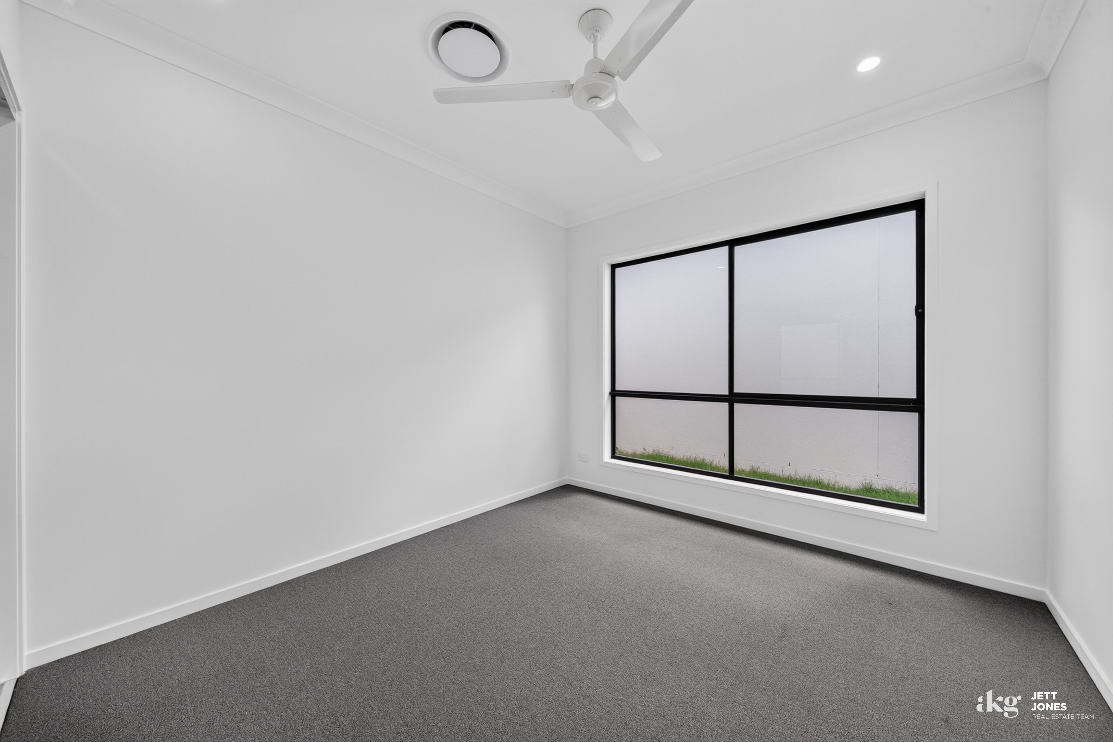 16 Garnet Court — photo 4 of 24