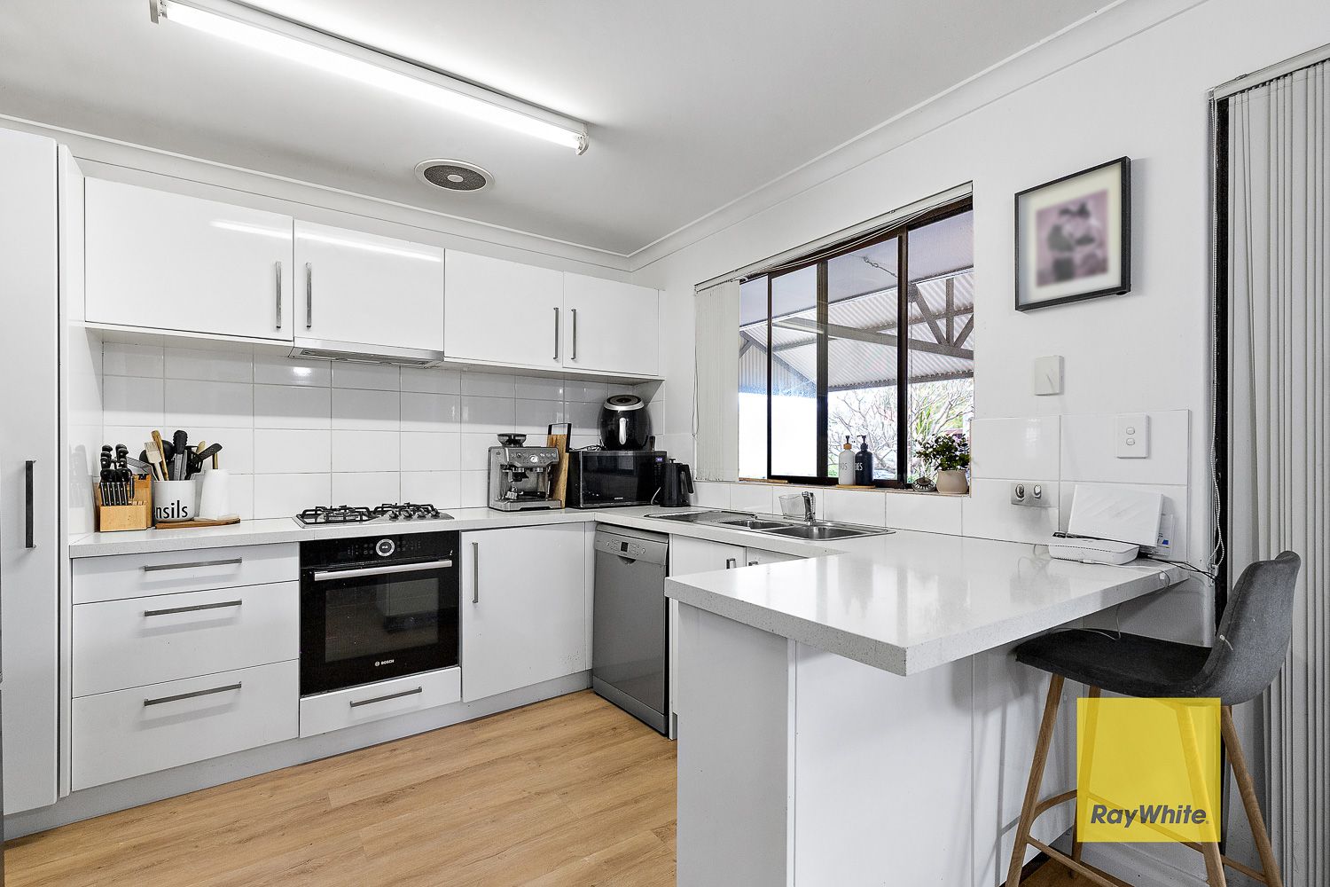 4 Bligh Place — photo 6 of 17