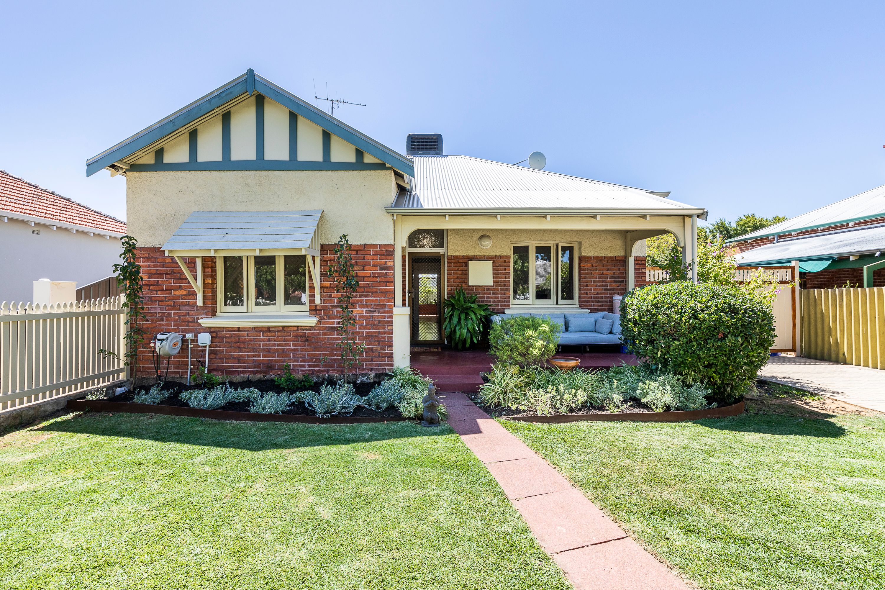 246 Eighth Avenue, Inglewood WA 6052