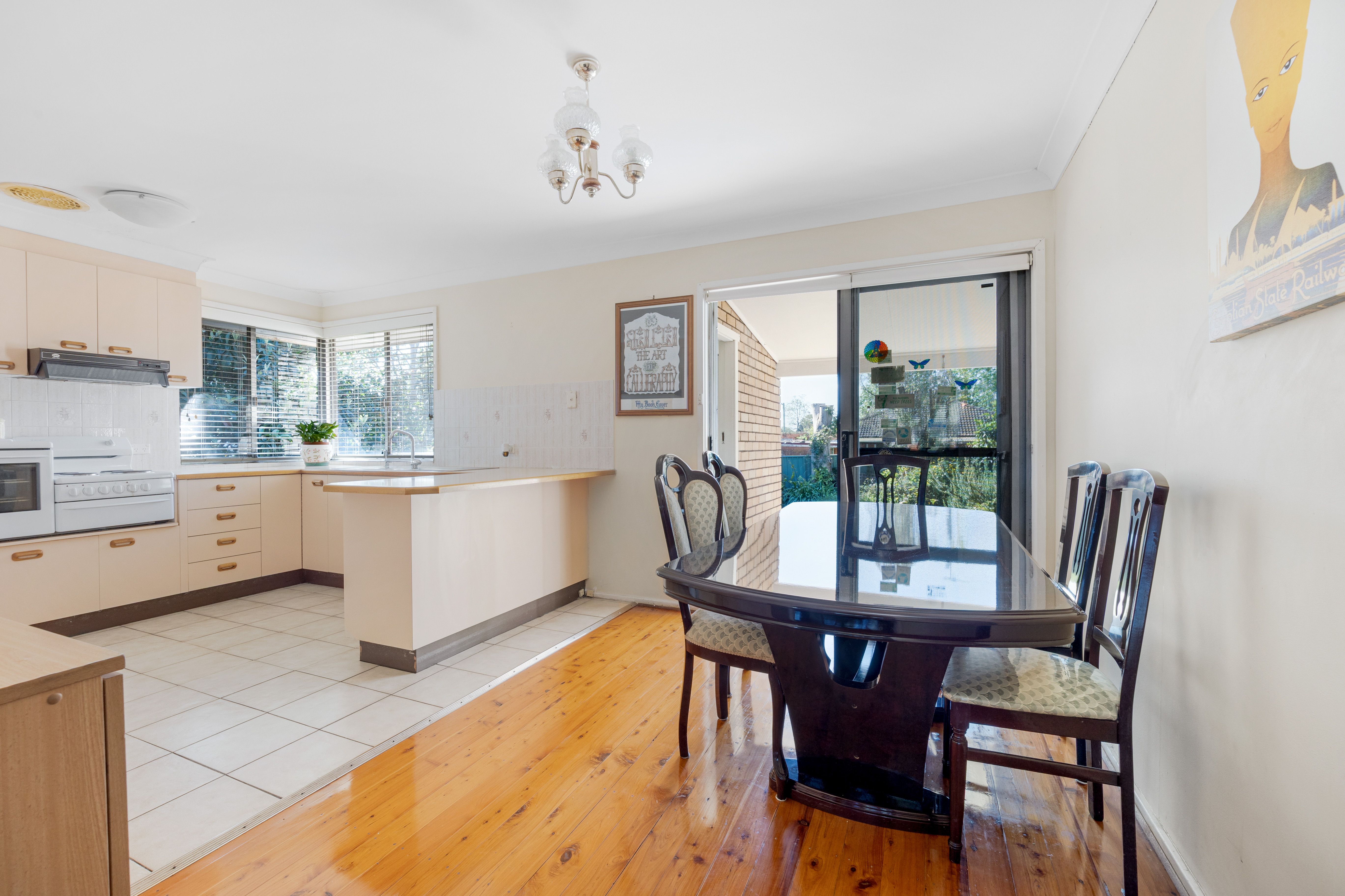 32 Almeria Avenue — photo 9 of 13