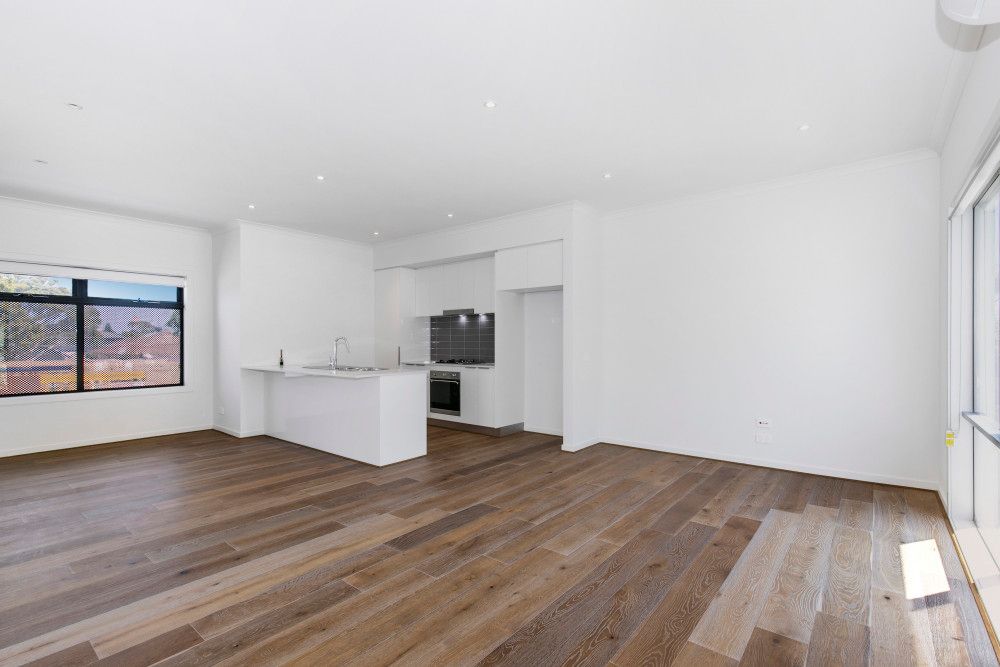 2/72 Nepean Highway, Mentone, VIC 3194