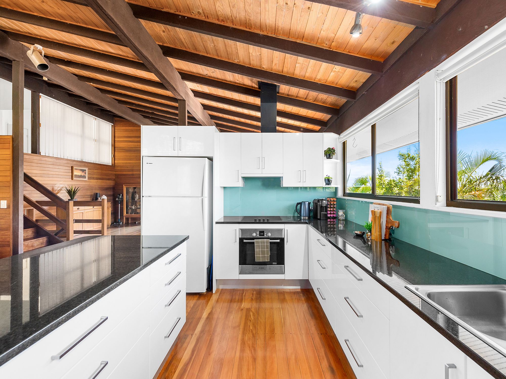 28 Belfort Street, Stafford Heights, QLD 4053