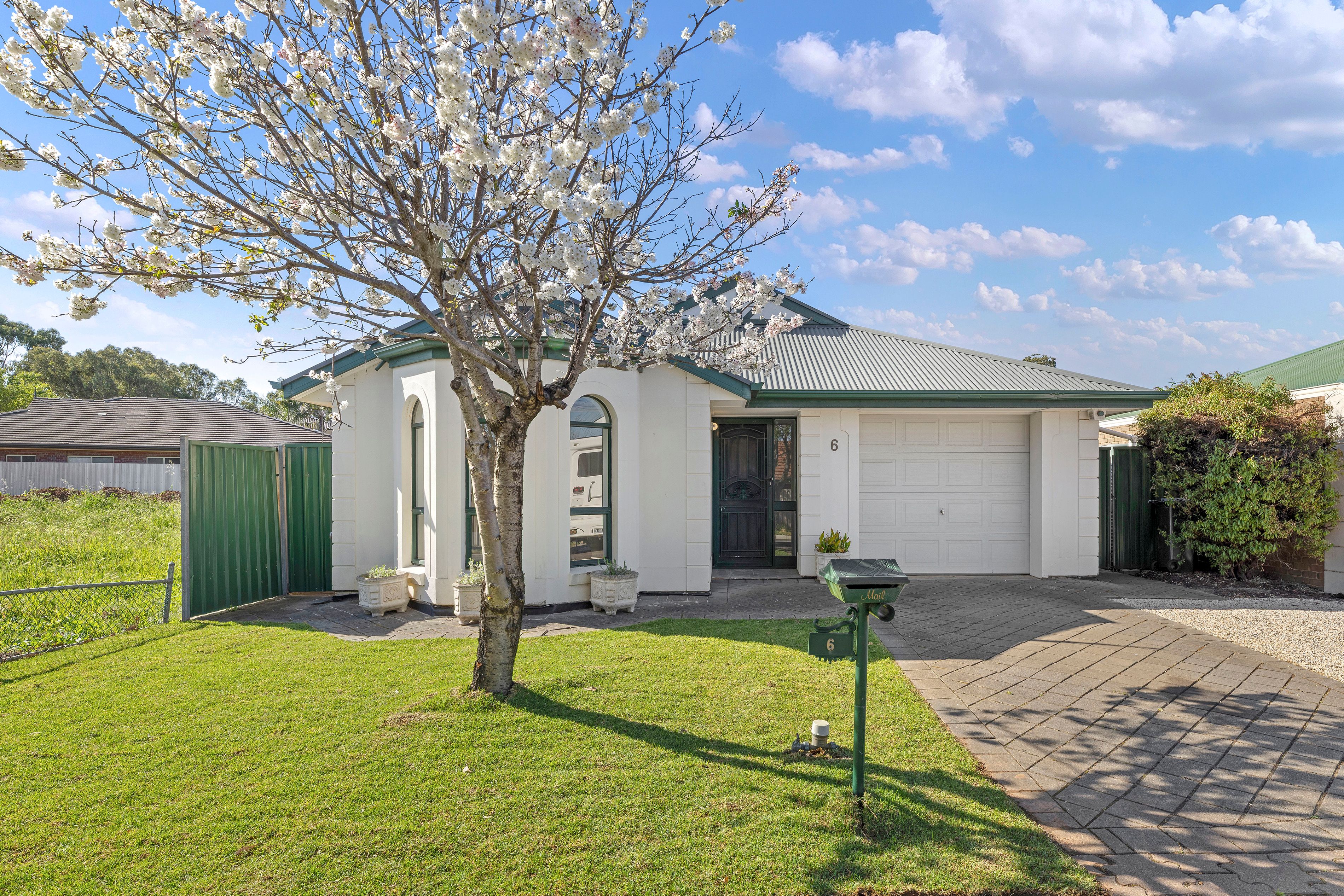 6 Hood Street — photo from Ray White Campbelltown