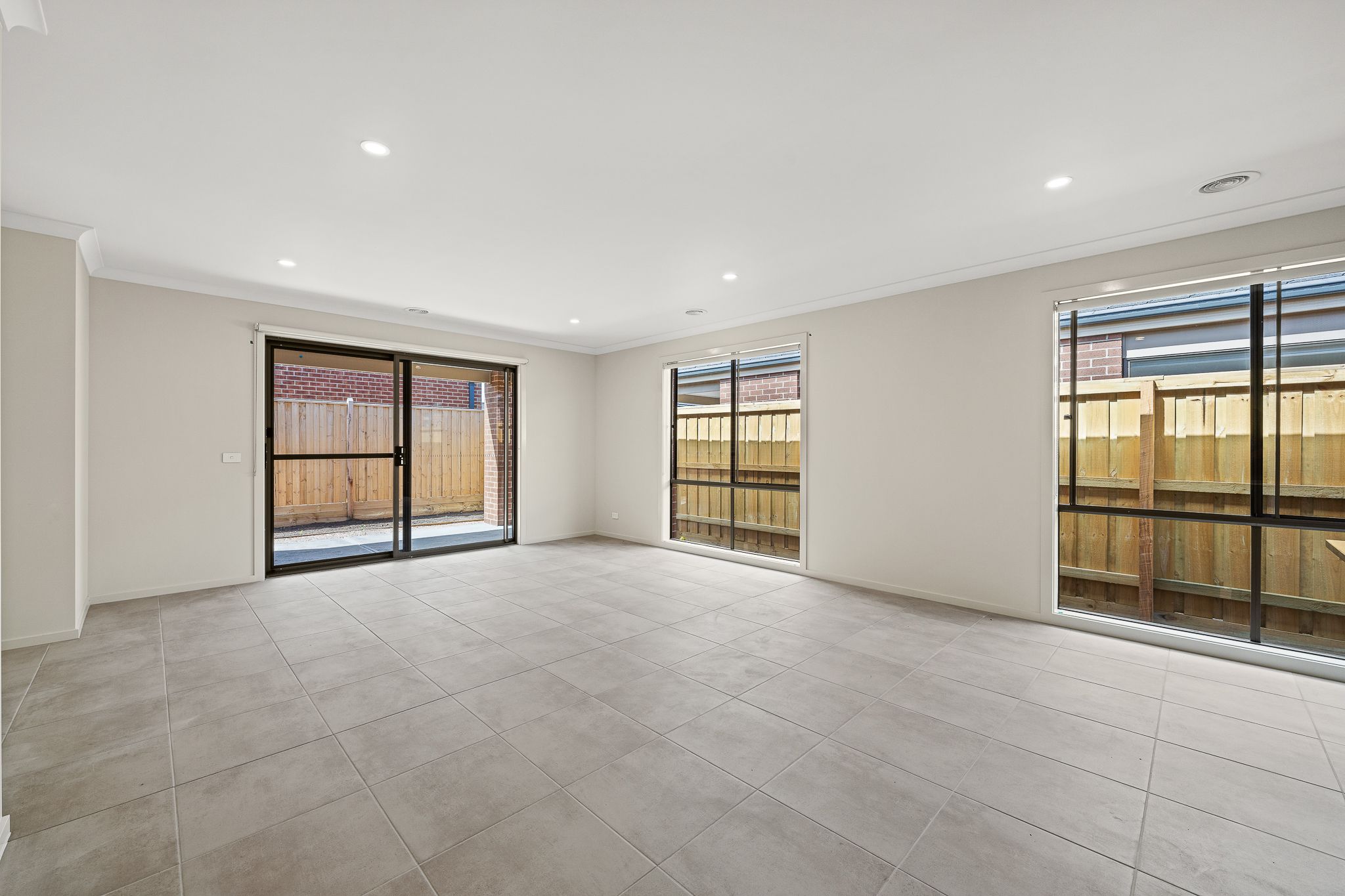 7 Praise Street, Clyde North, VIC 3978