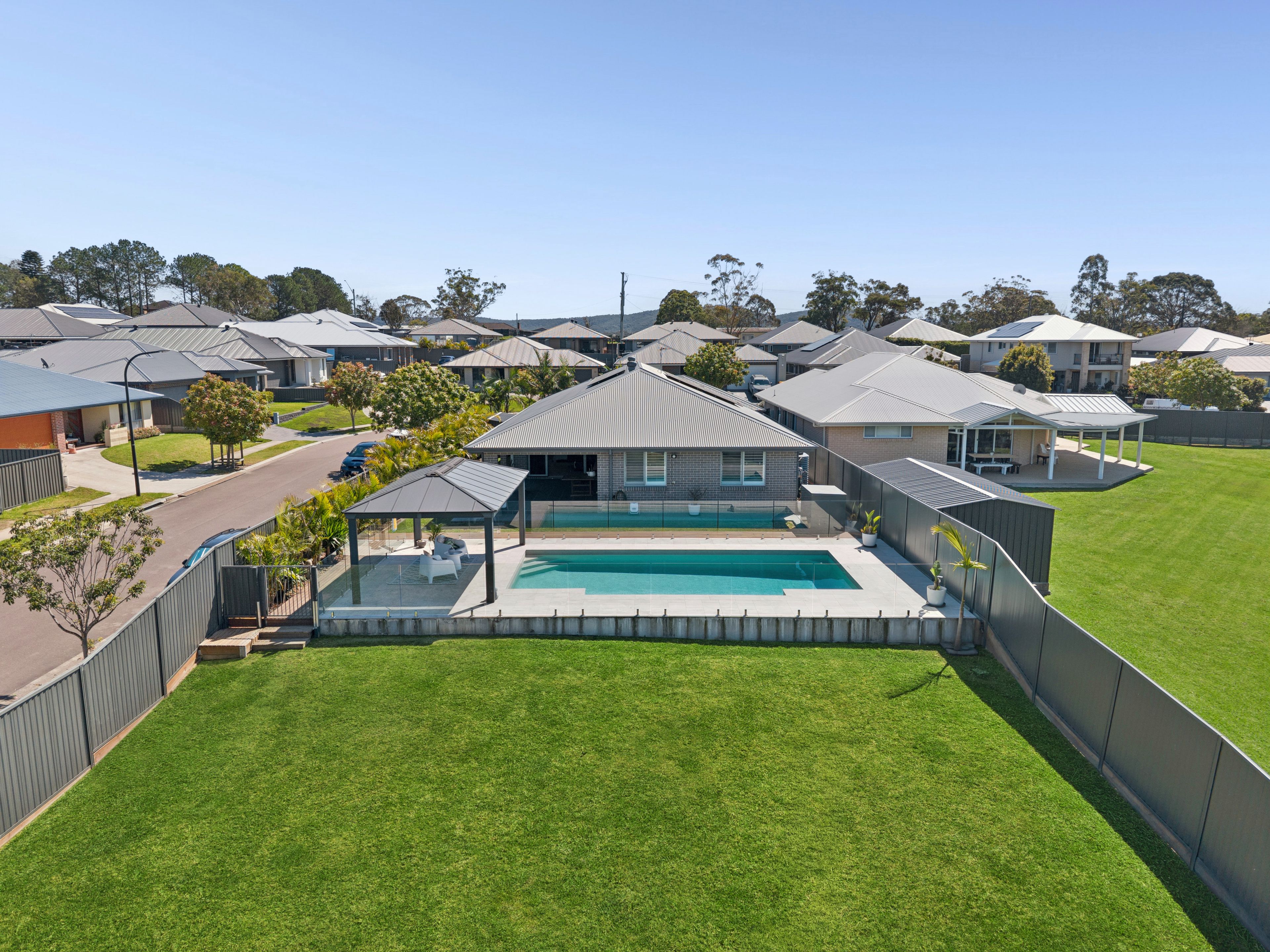 18 Pateman Place — photo 14 of 16