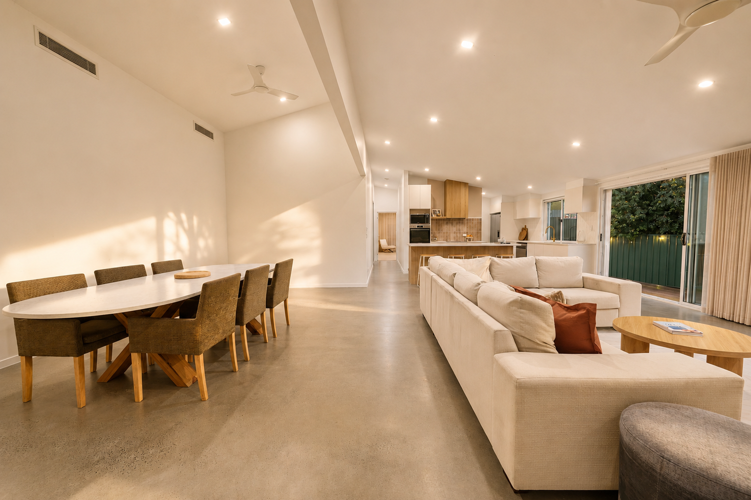 21 Yoorana Place, Broadbeach Waters, QLD 4218