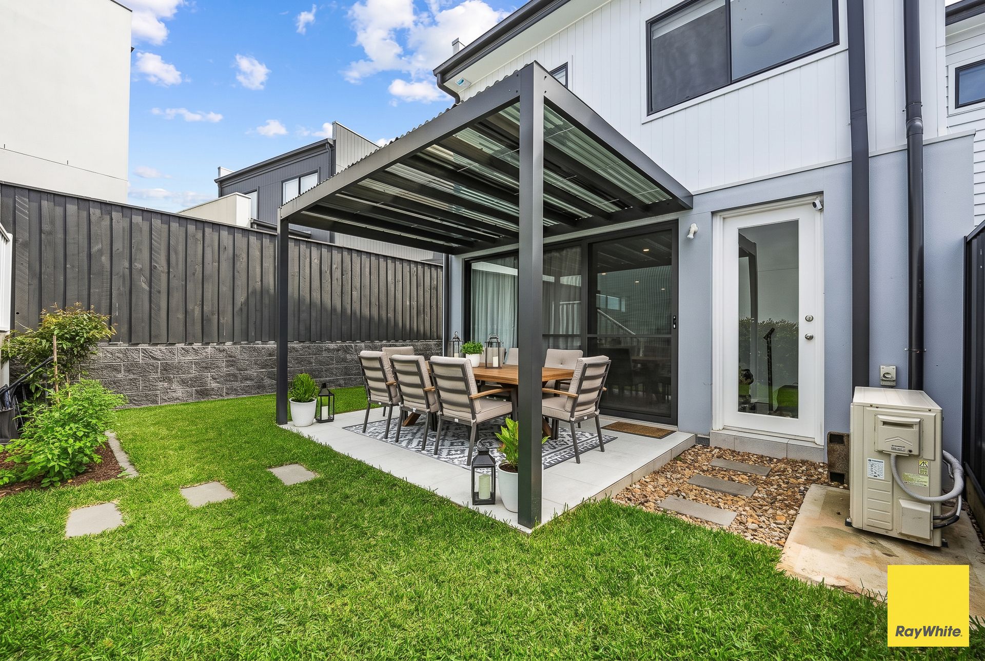 4 Dransfield Drive — photo 12 of 16