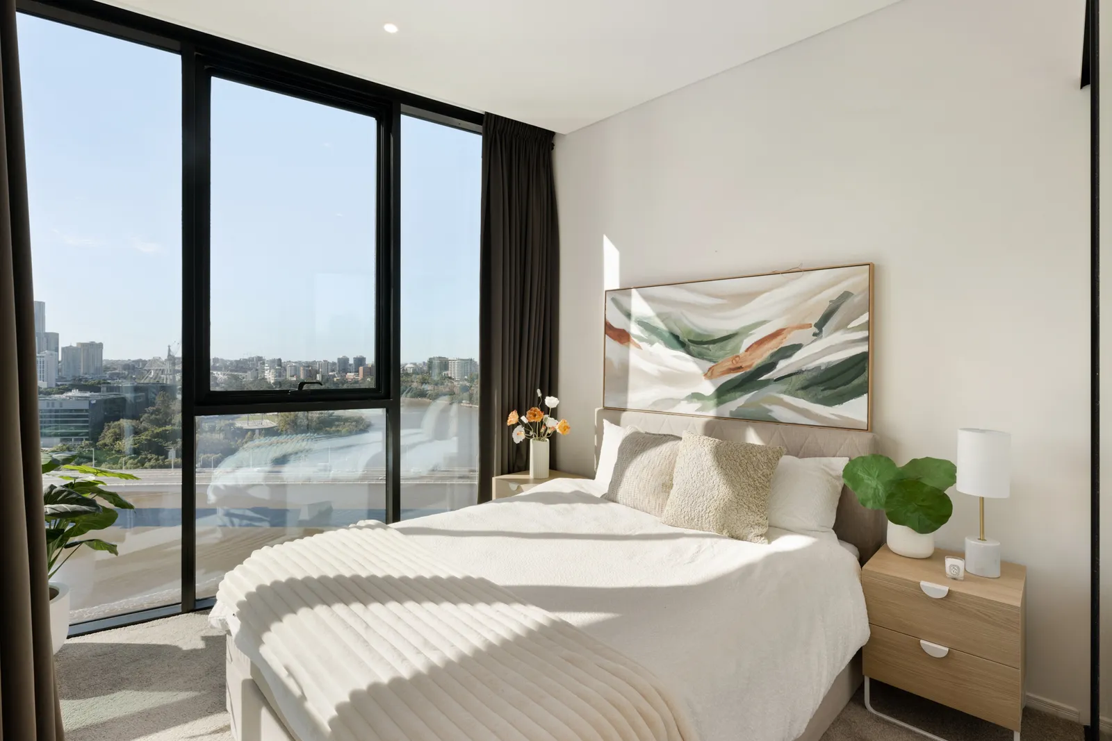 1402/9 Christie Street, South Brisbane