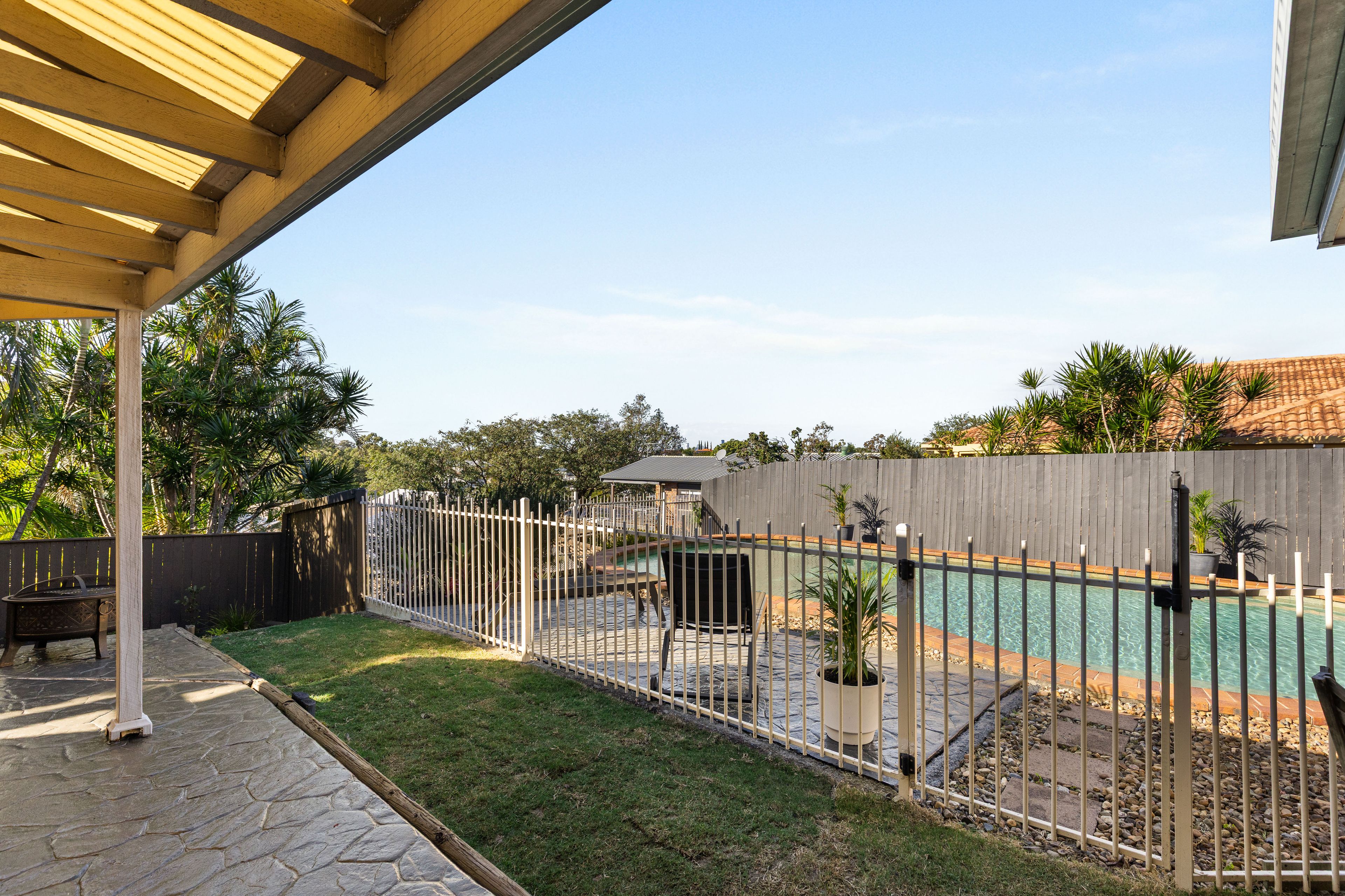 28 Ballinderry Street — photo 6 of 16