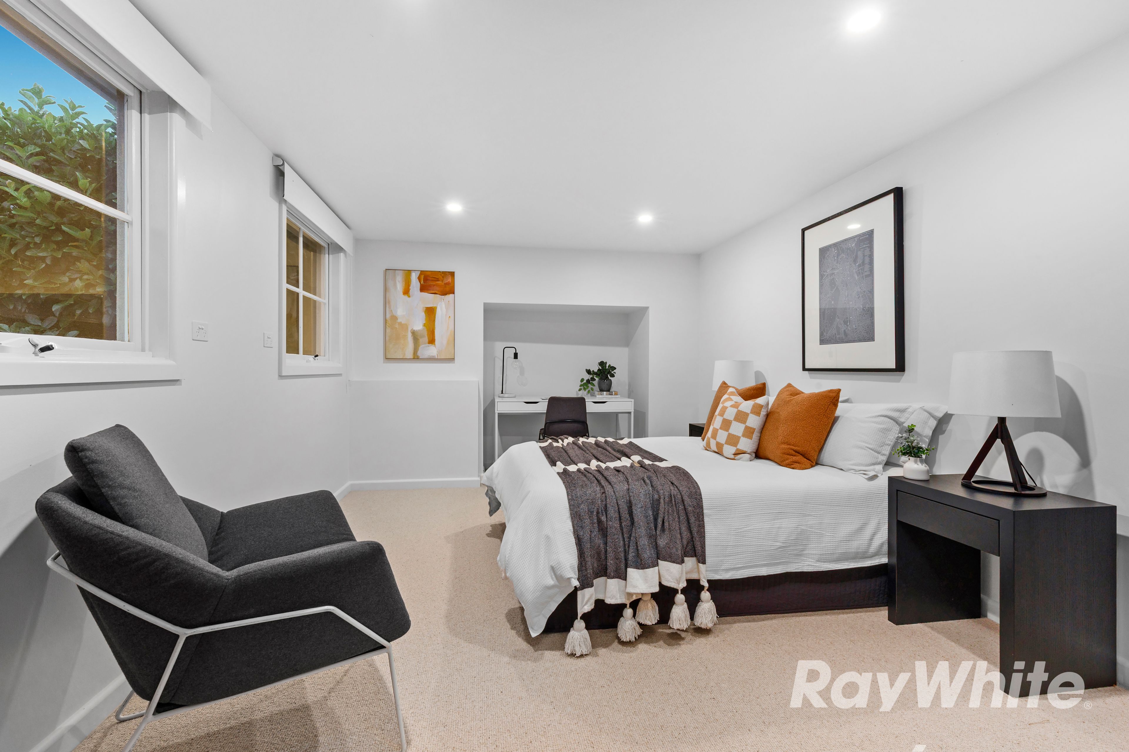 38 Imbros Street — photo 11 of 17