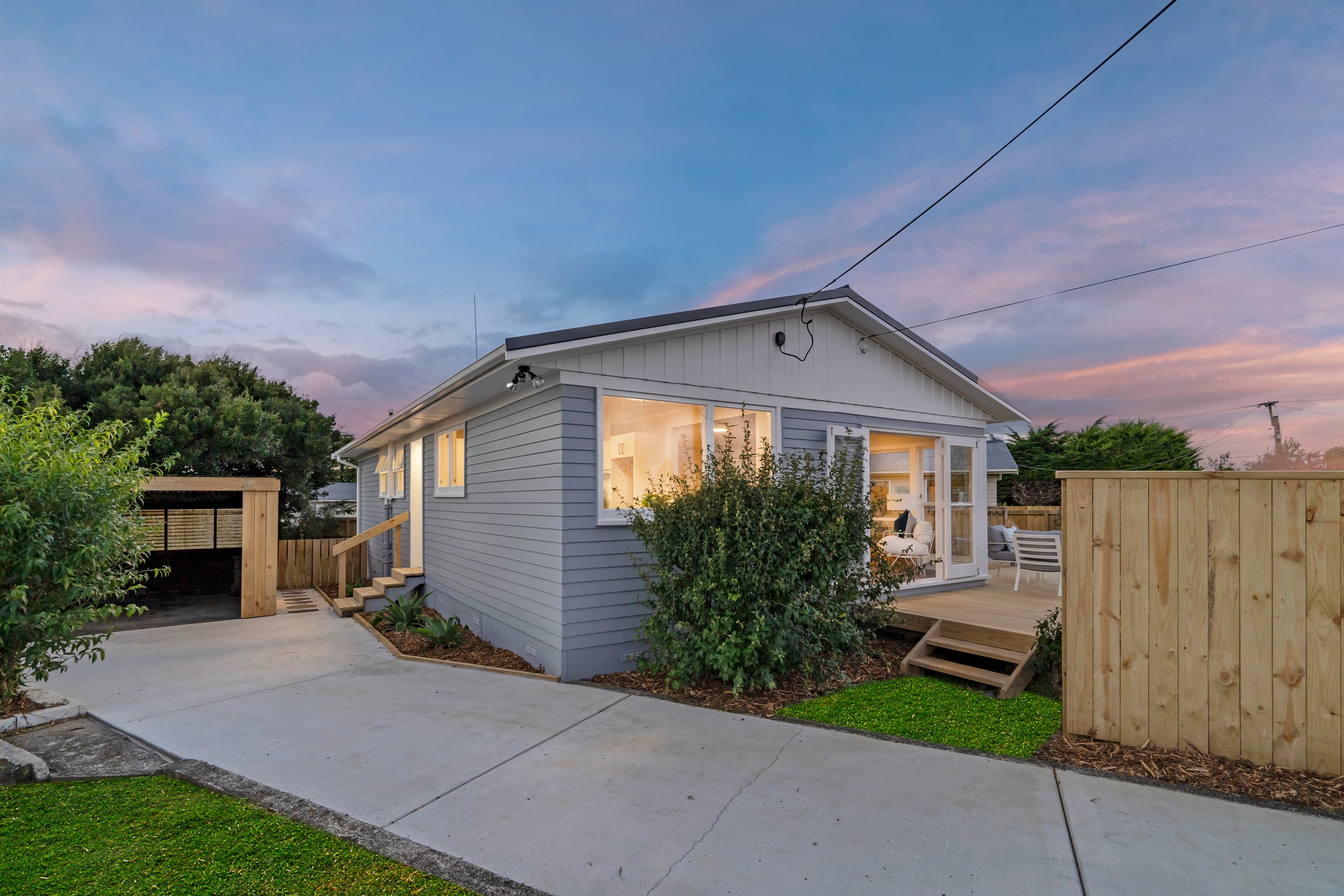 18 Tramway Road, Beach Haven, North Shore City