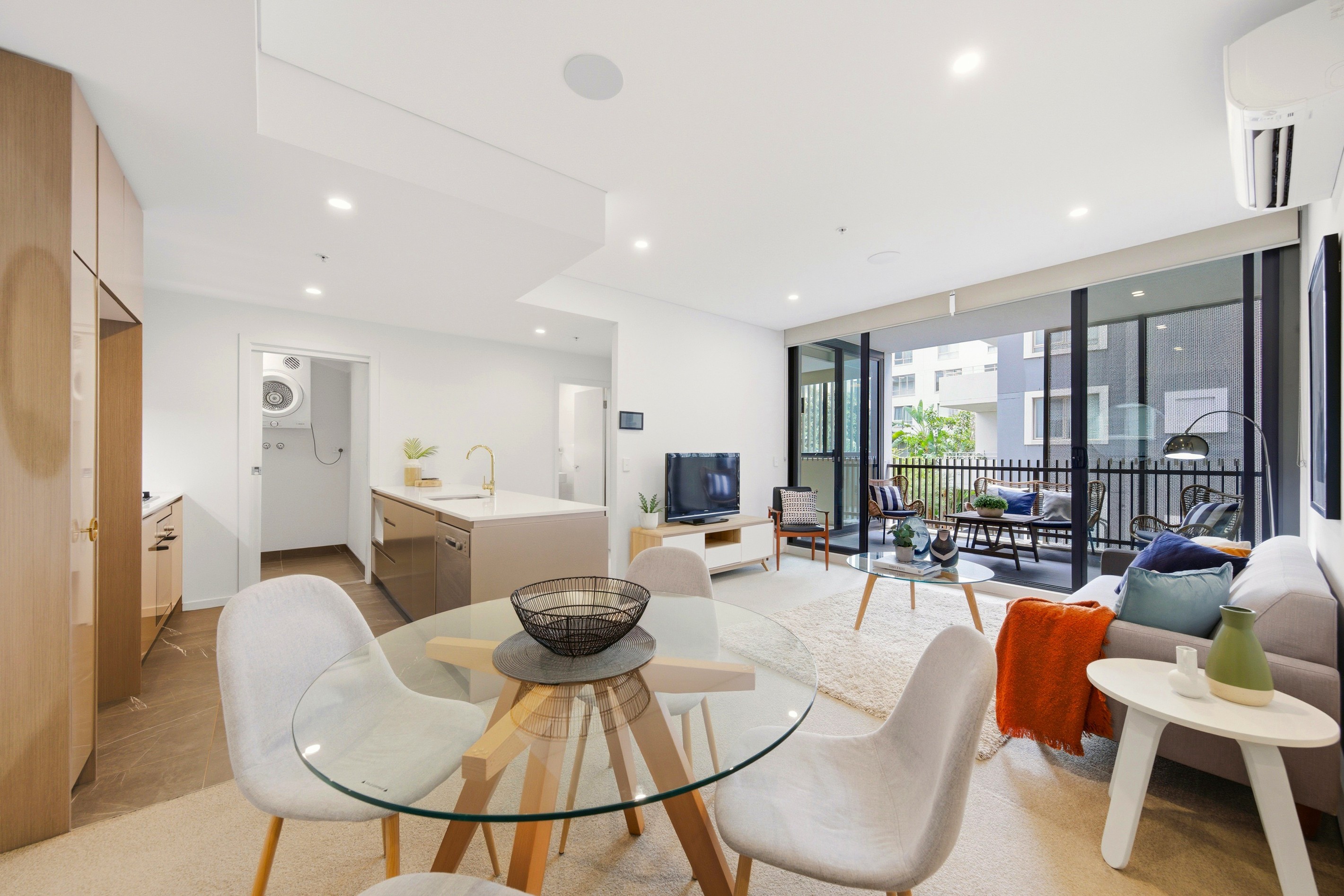 8122/19 Amalfi Drive, Wentworth Point, NSW 2127