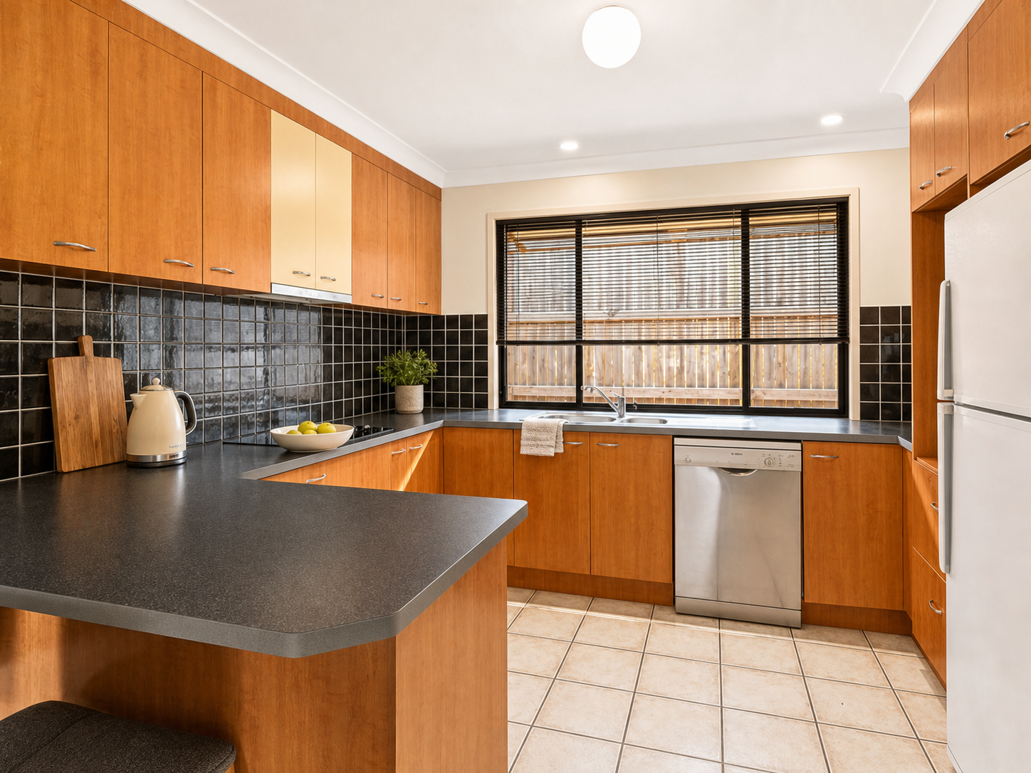 4 Otway Place — photo 4 of 9