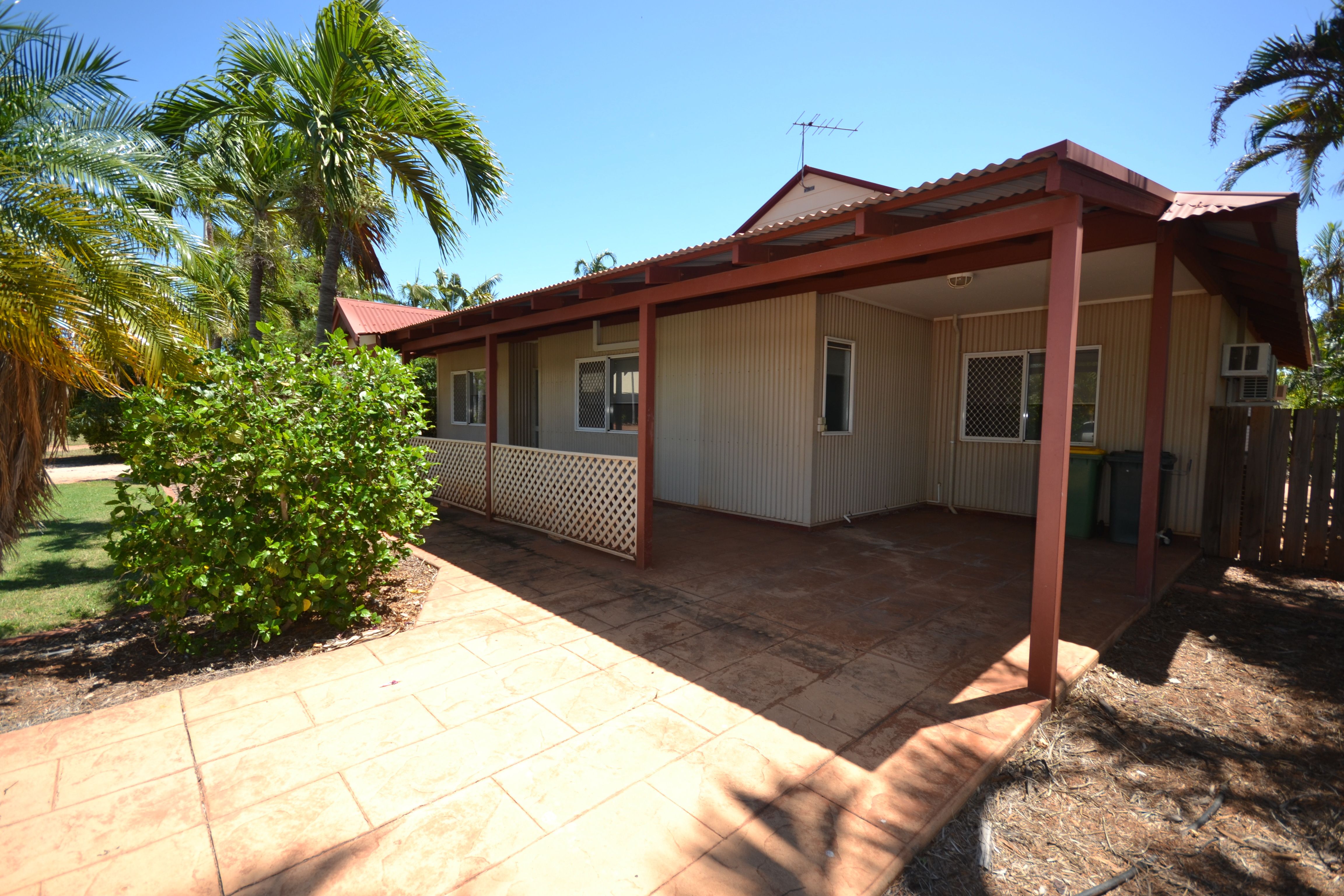 4 Knot Grove, Djugun, WA 6725