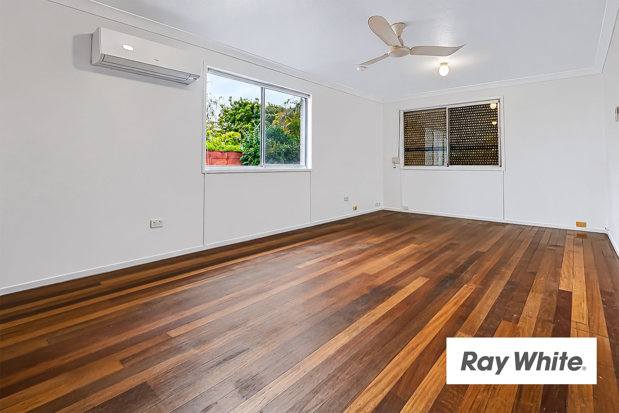 29 Reign Street — photo 13 of 16