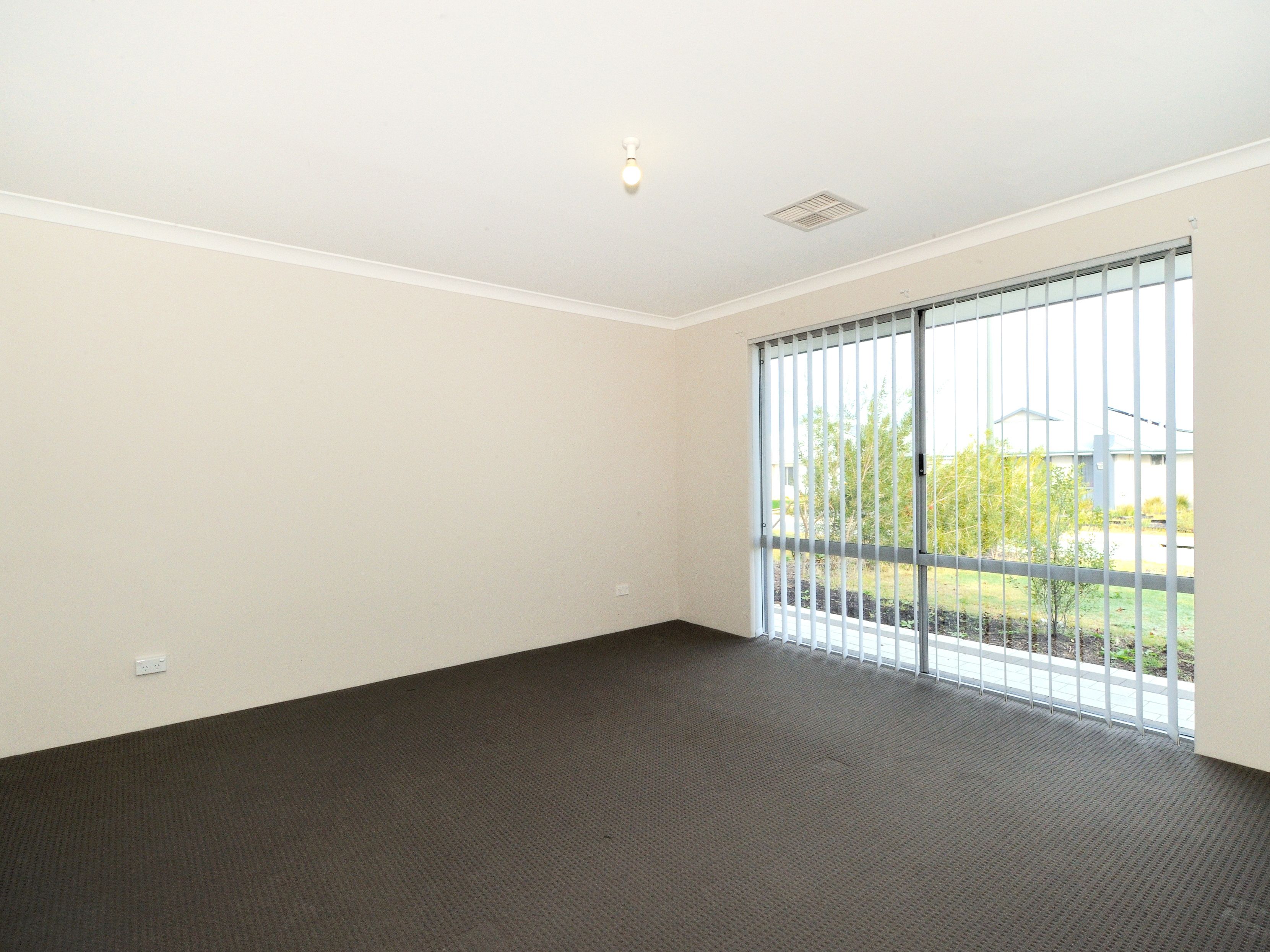 18 Quartz Avenue, Wellard, WA 6170