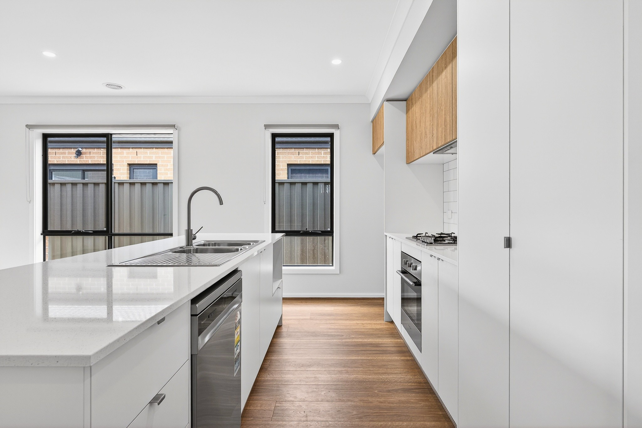 9 Jarrahwood Circuit, Clyde, VIC 3978