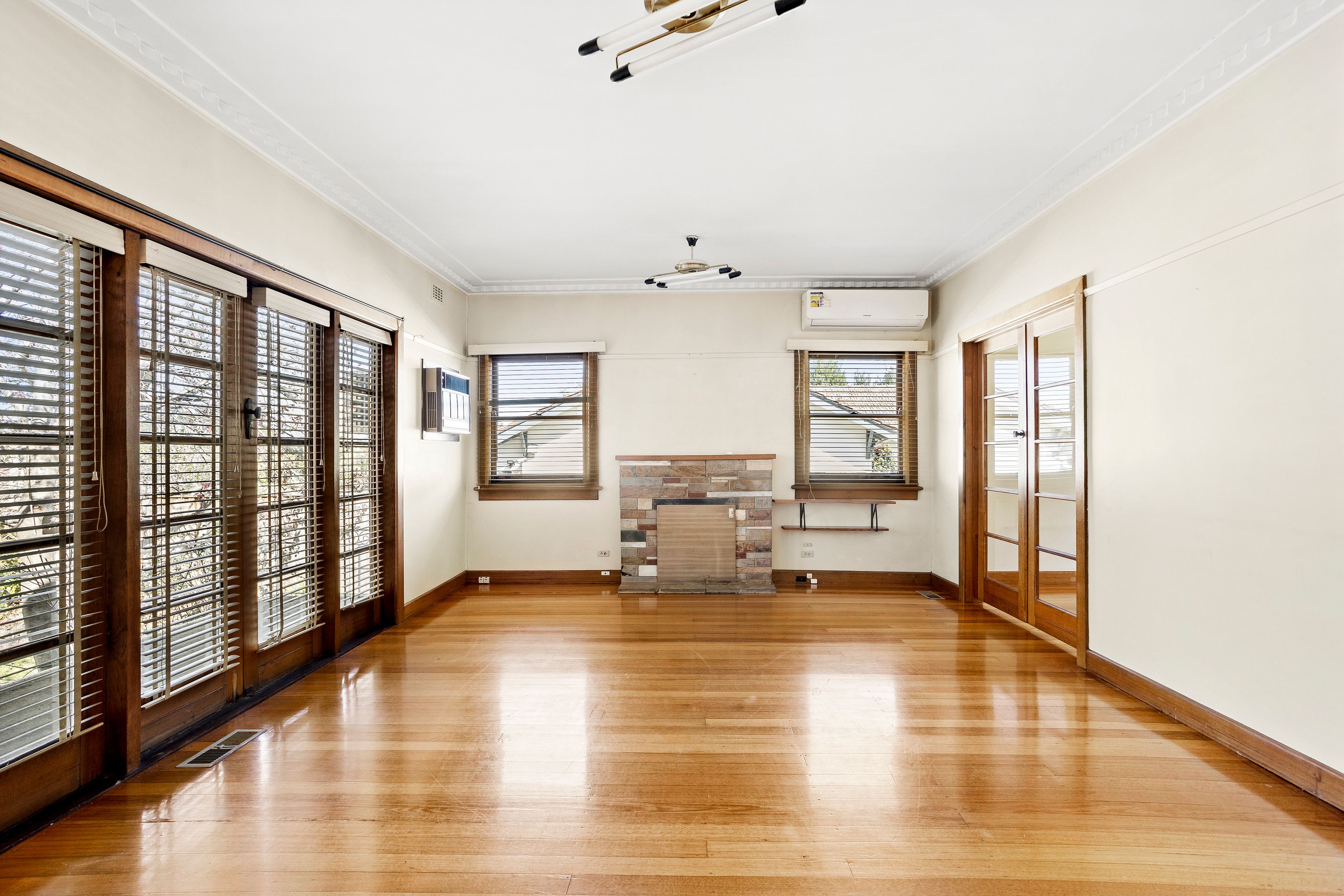 10 Kennedy Street, Glenroy, VIC 3046
