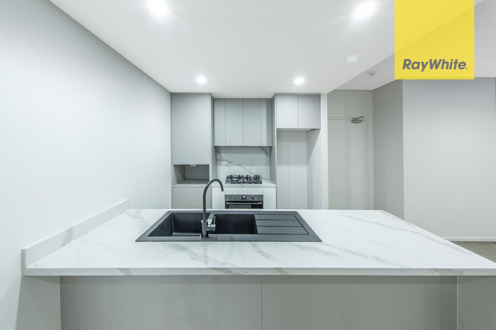 A305/147 Great Western Highway, Mays Hill, NSW 2145