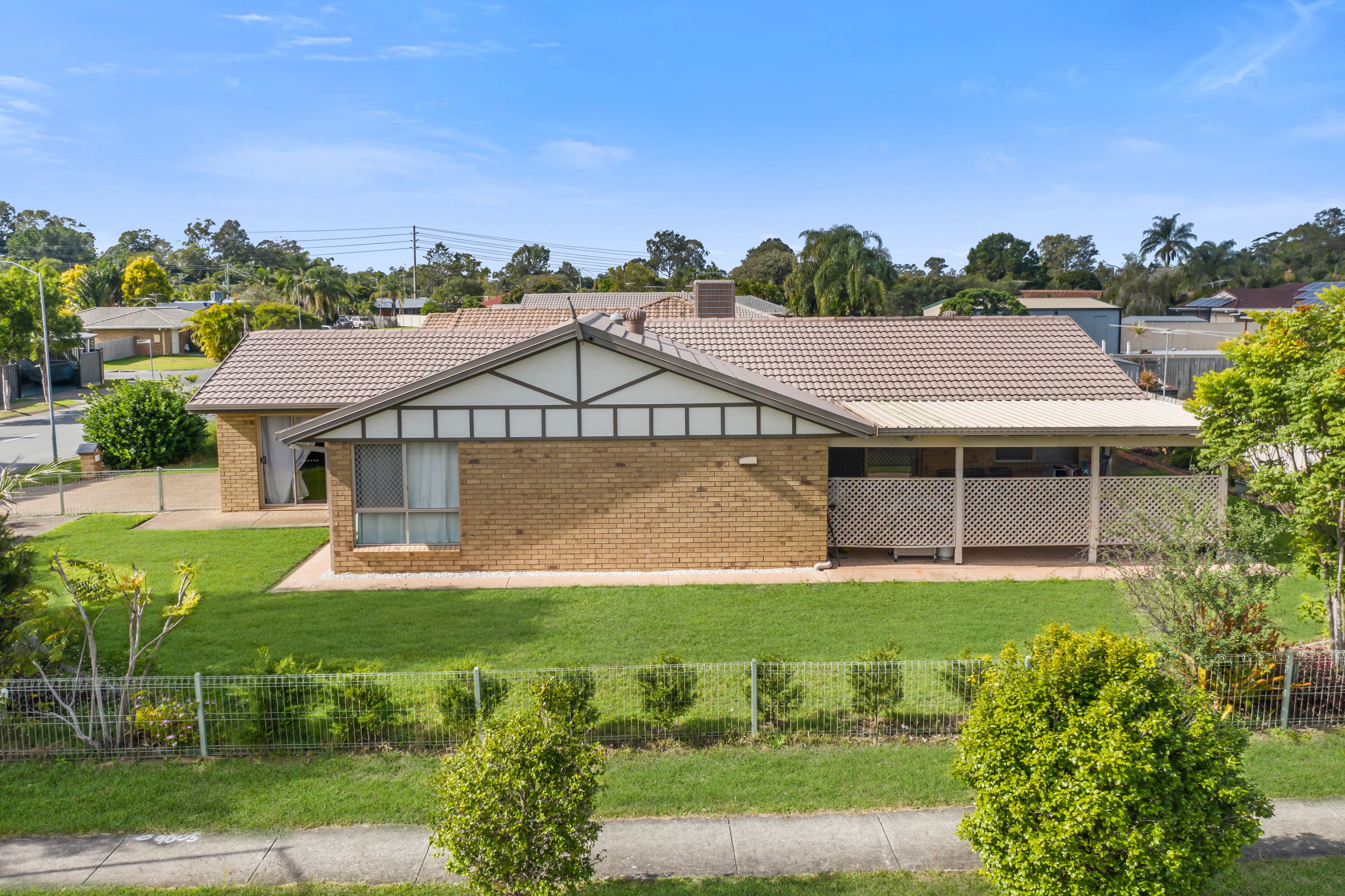 16 Hanlon Street, Tanah Merah, QLD 4128