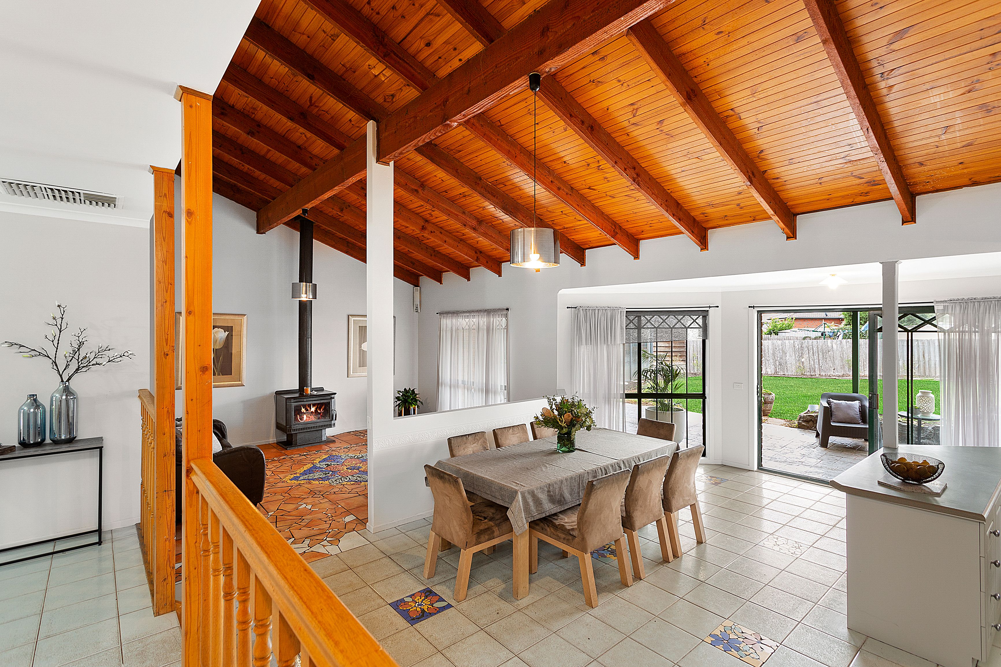 45 Carbon Crescent, Mill Park, VIC 3082