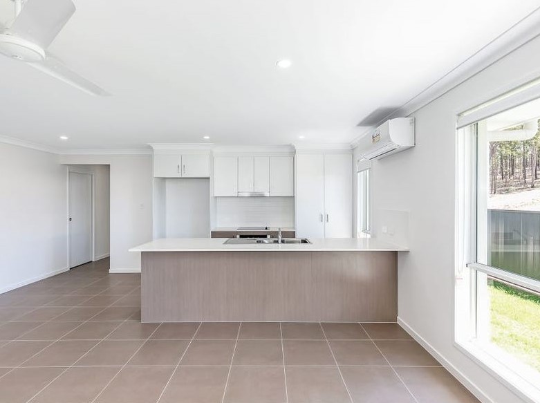 125 Angelica Avenue, SPRING MOUNTAIN, QLD 4300