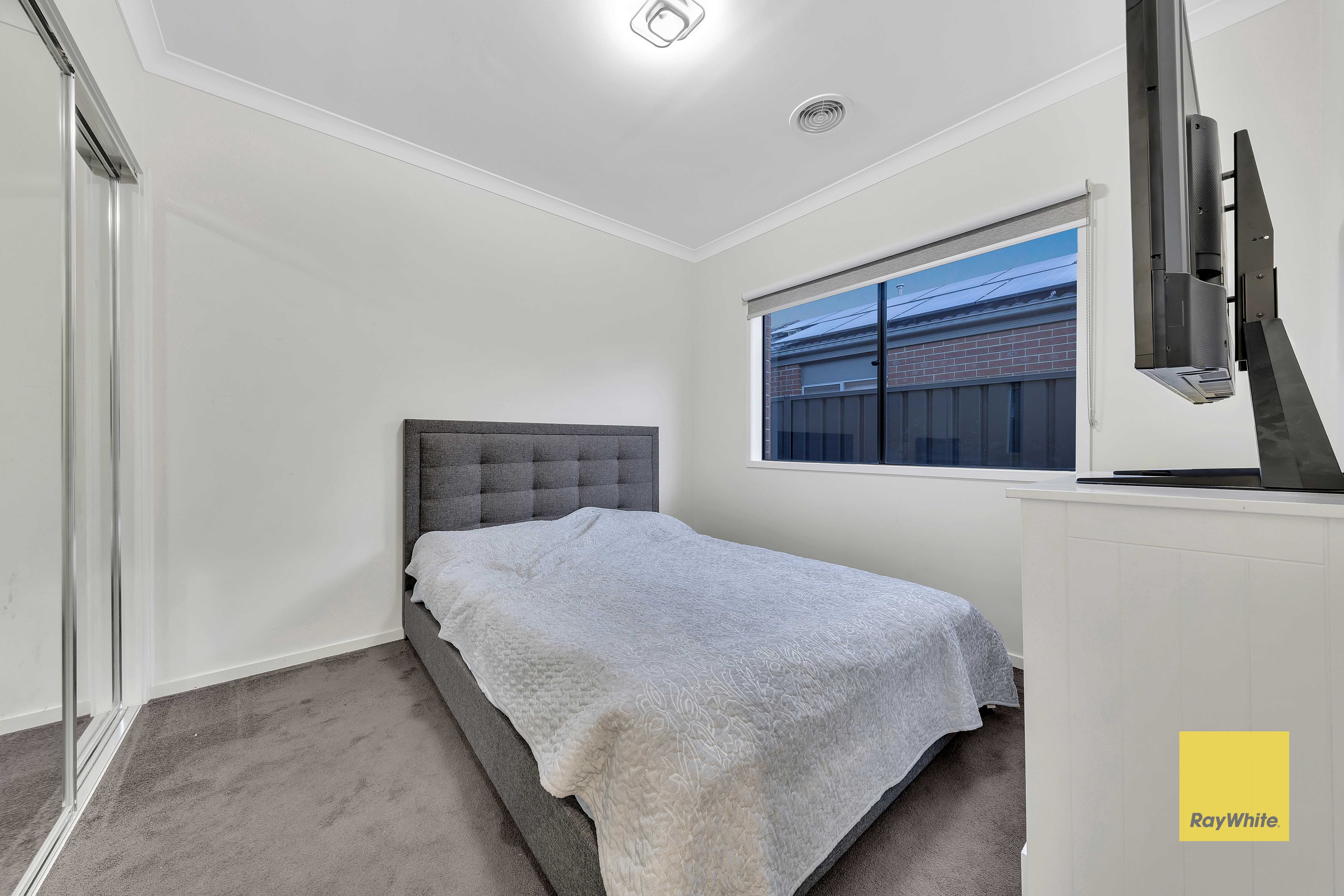 14 Saxby Street — photo 13 of 20