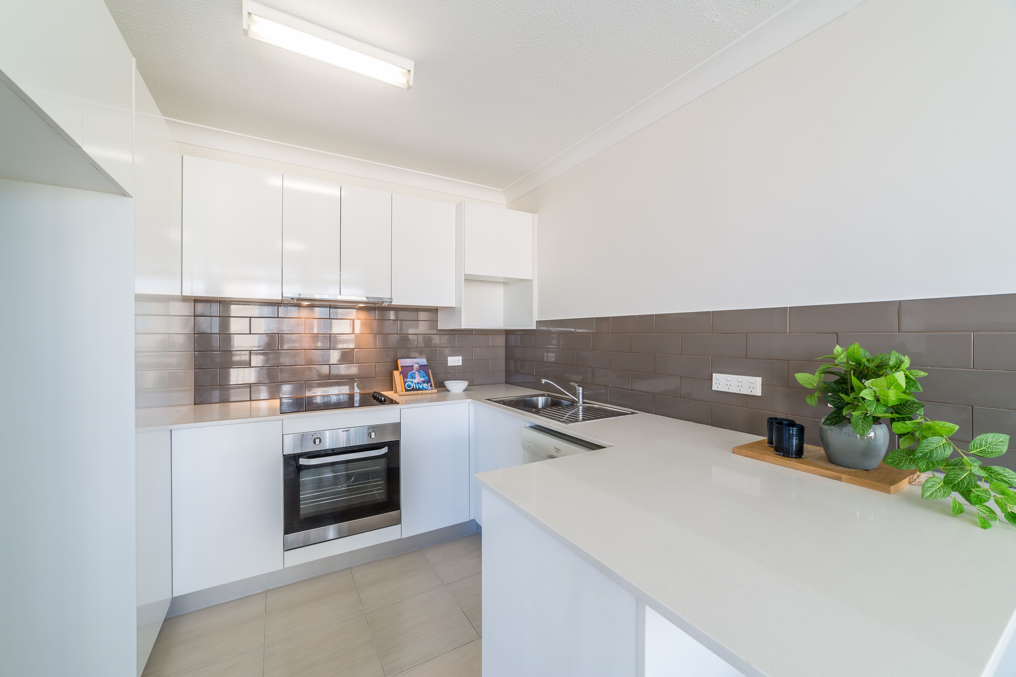 403/65 Bauer Street — photo 7 of 12